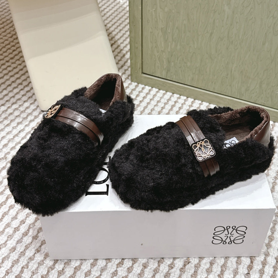 Loewe 2025 Slipper With A Buckle Strap Black Fur Leather 556052