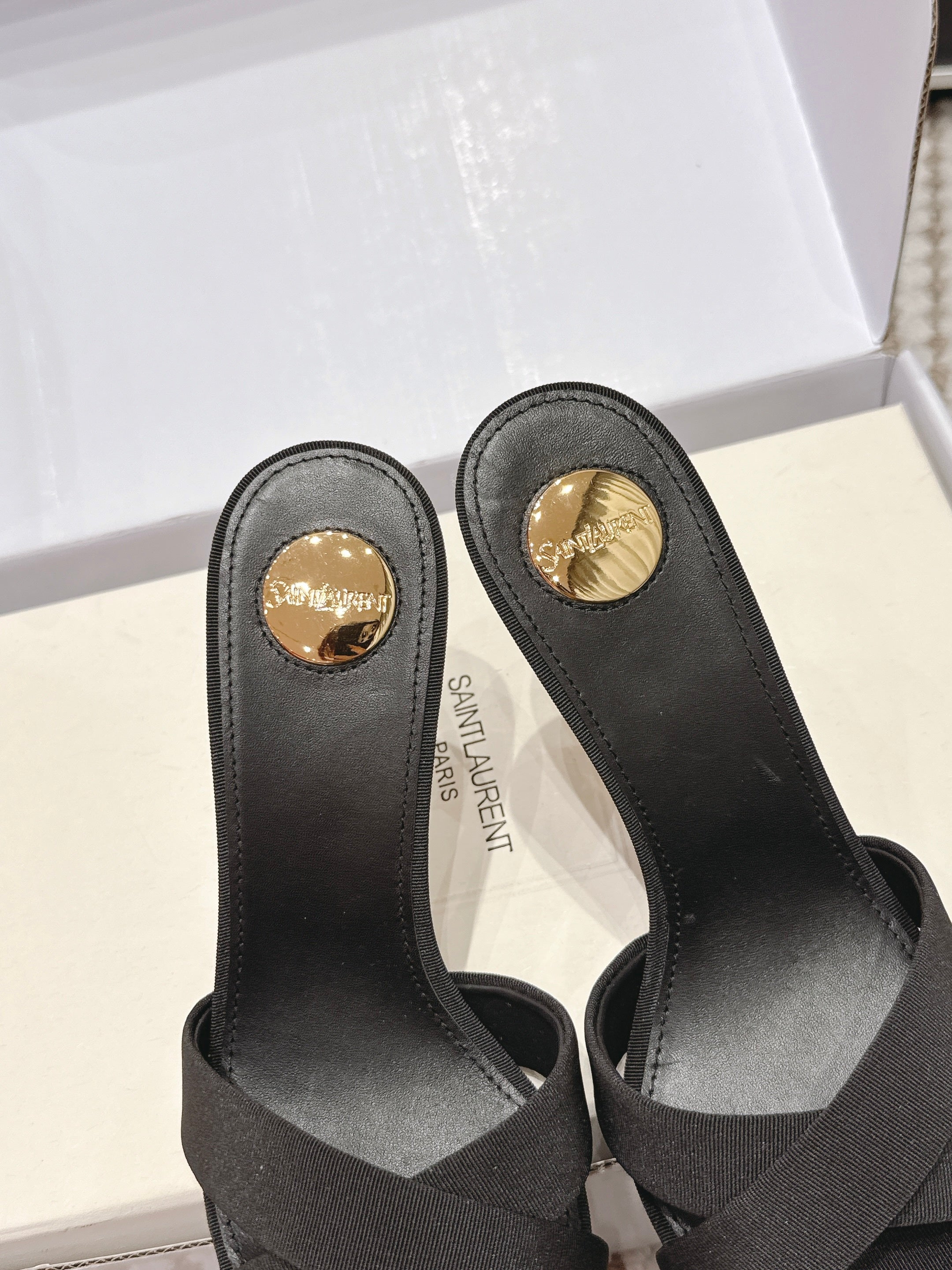 YSL 26ss High-Heeled Mules 85 Black Satin Fabric 660676