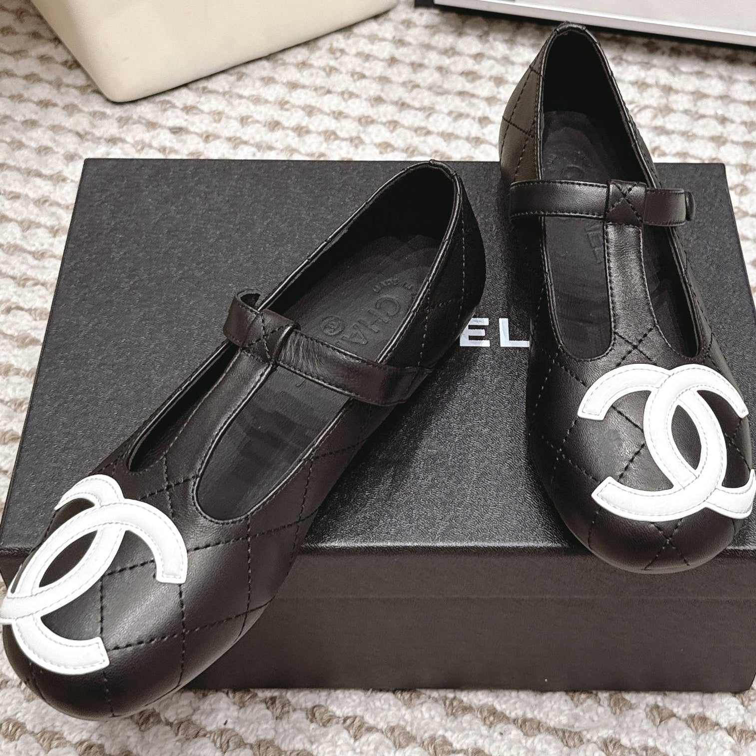 Chanel 2026 Mary Jane Quilted Flats Lambskin 930599
