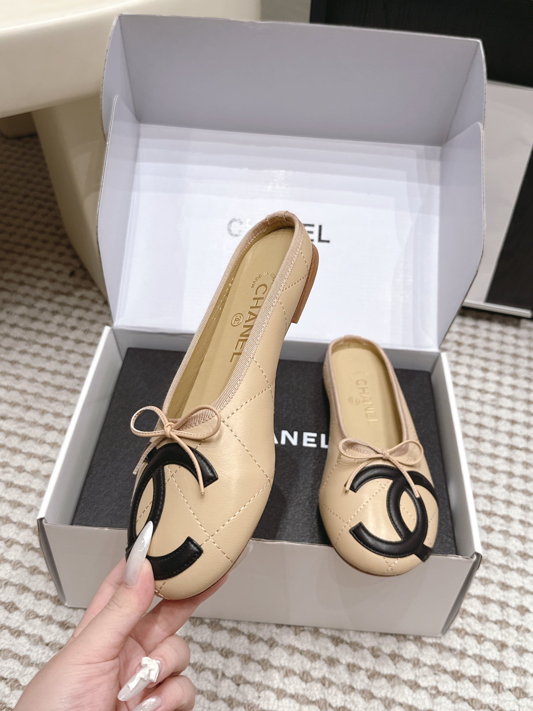 Chanel 2026 Mules Sheepskin 930707