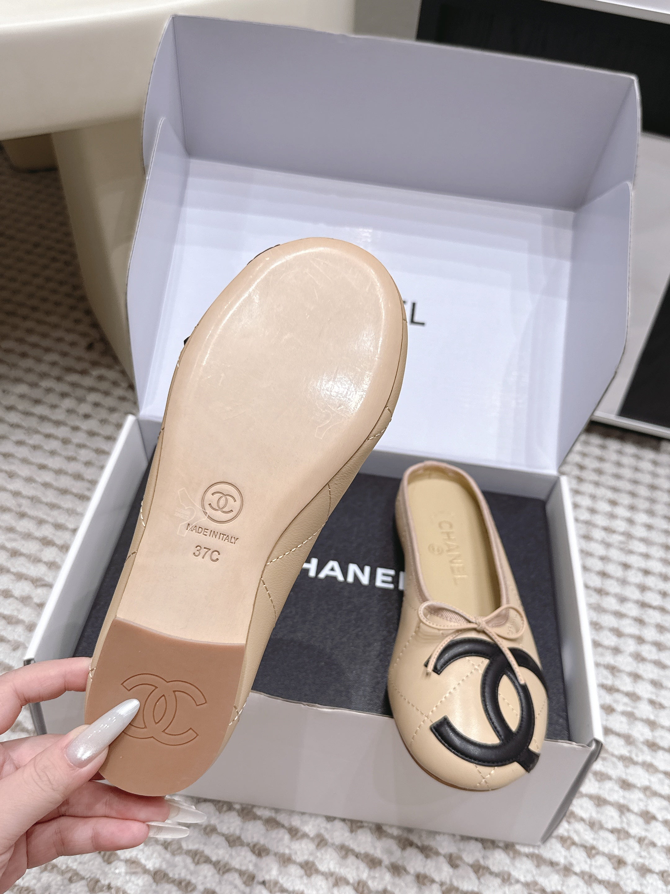 Chanel 2026 Mules Sheepskin 930707
