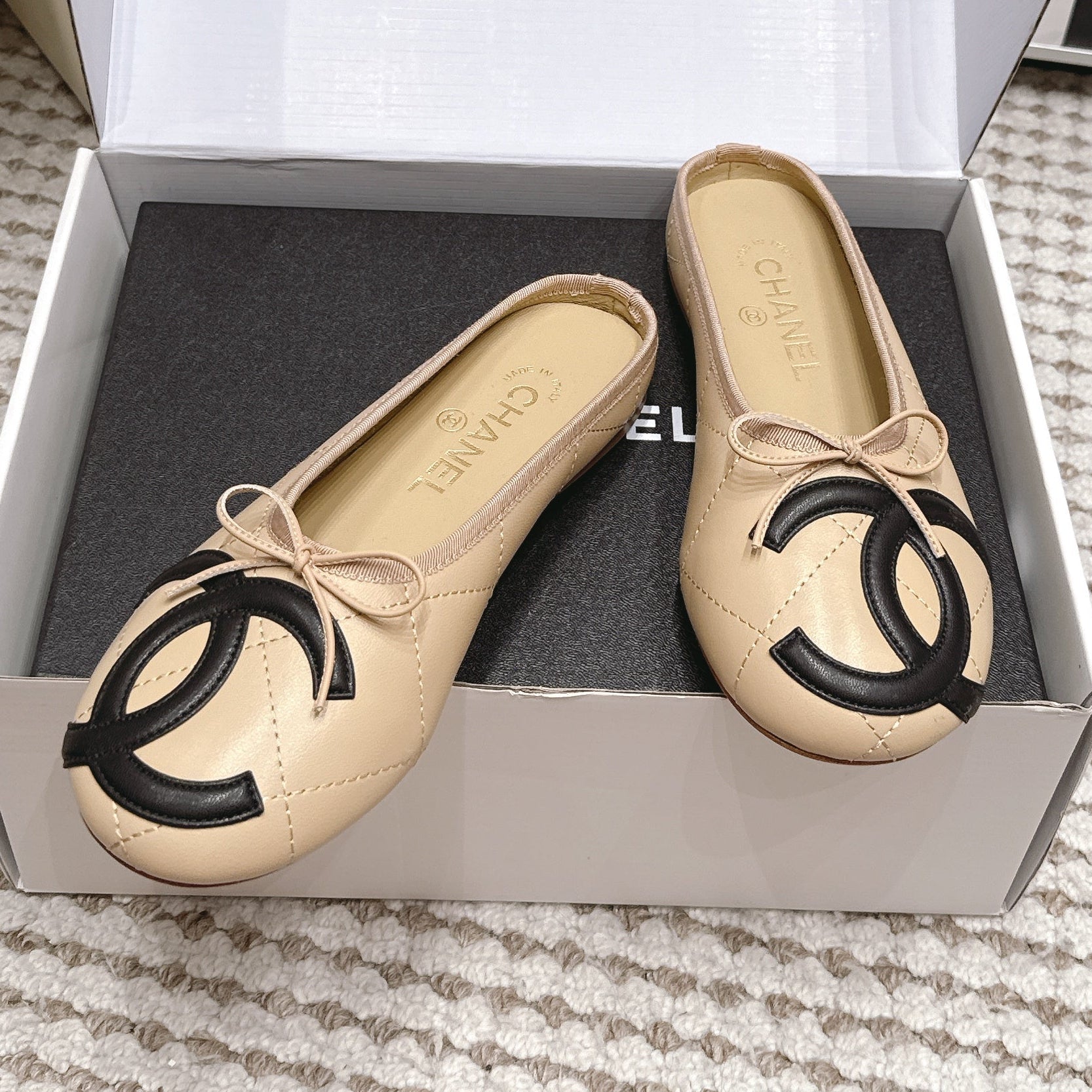 Chanel 2026 Mules Sheepskin 930707
