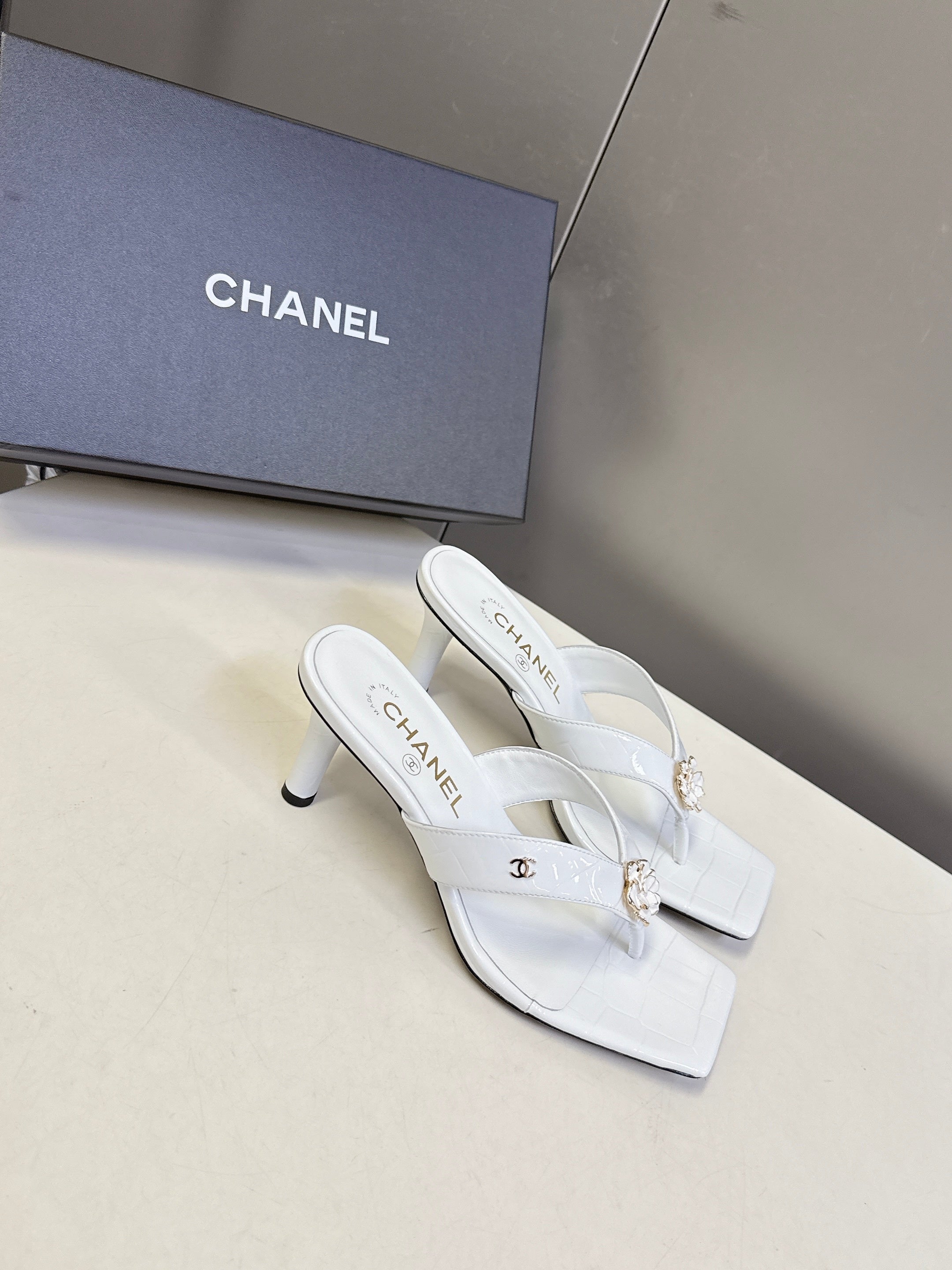 Channel 2026 Thong Sandal 65mm Embossing And Suede Calfskin 895344