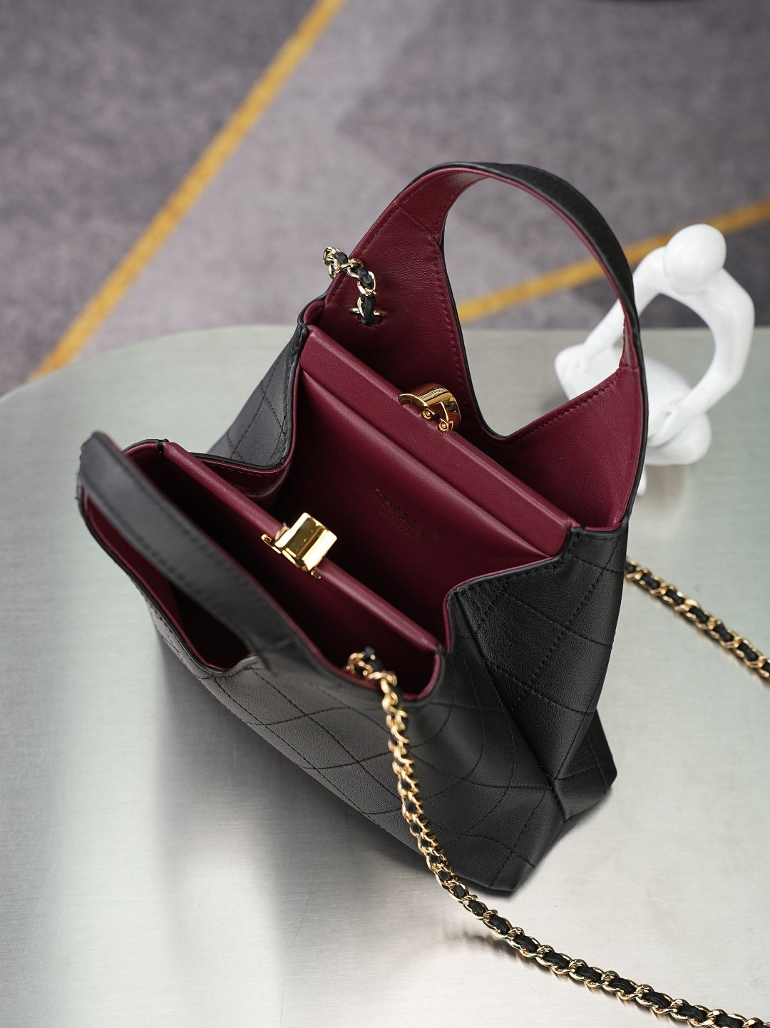 Chanel 2026 Shopping Bag 23cm Calfskin And Gold-tone