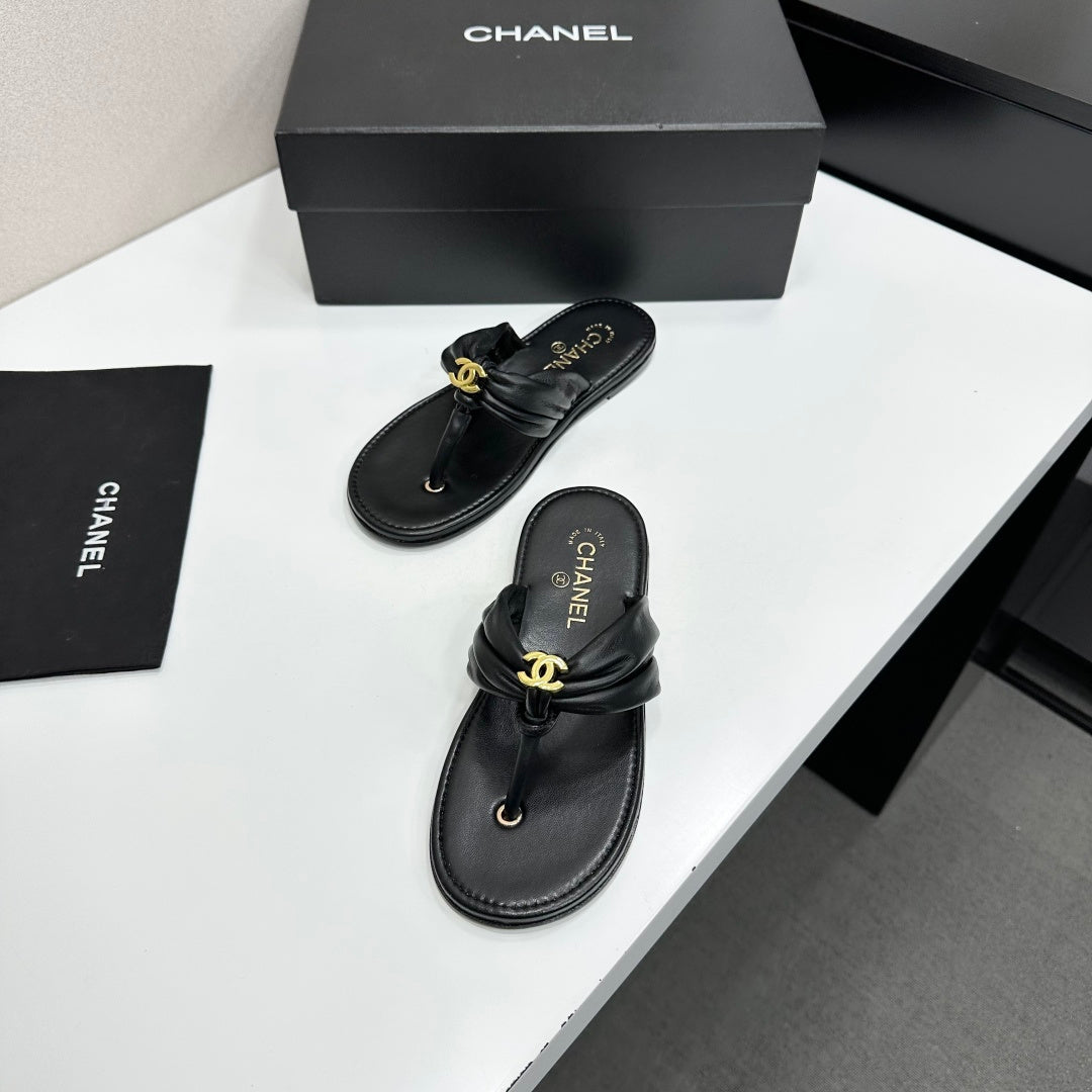Chanel 2026 Thong Sandals Sheepskin 928636