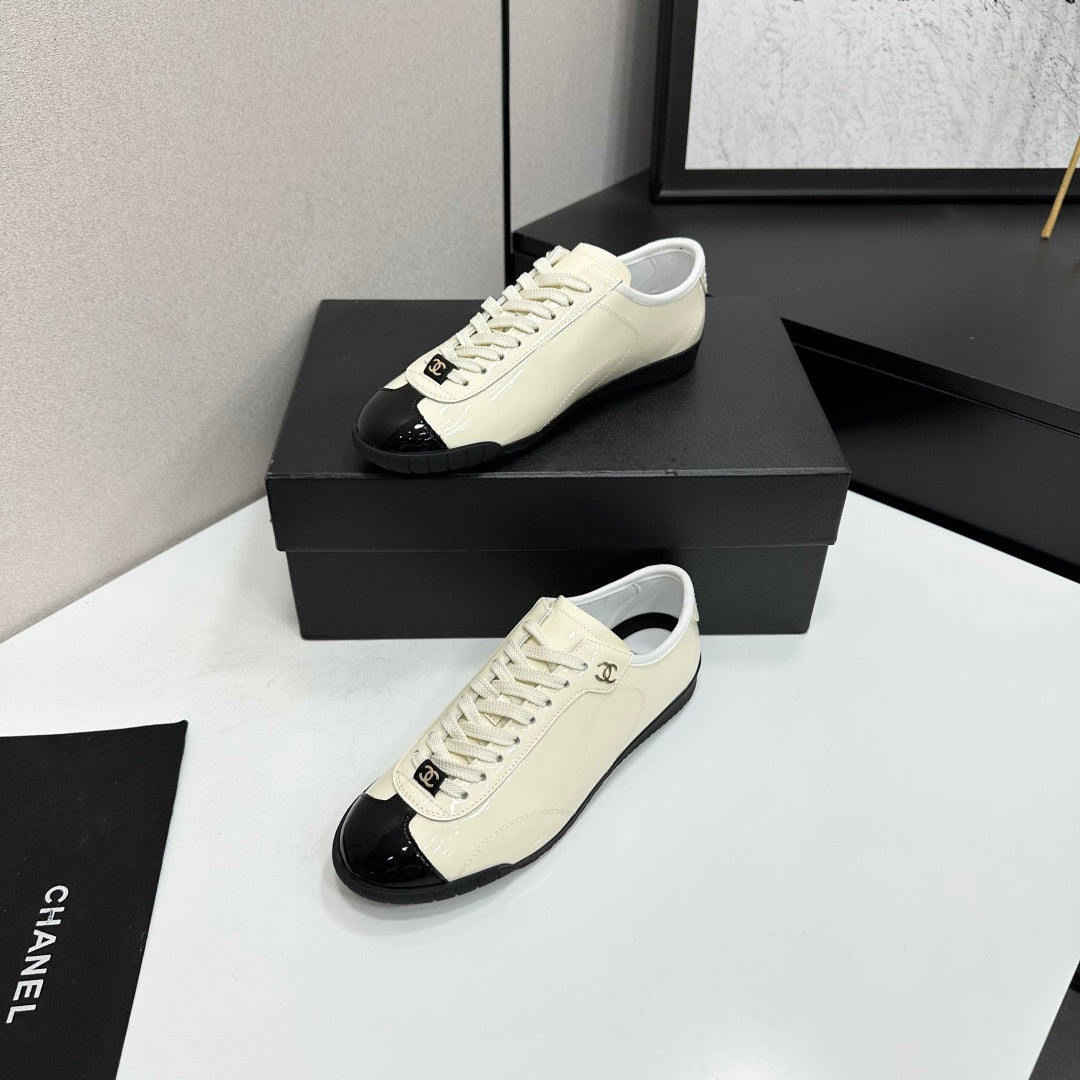 Chanel 2026 Sneakers Calfskin 926249