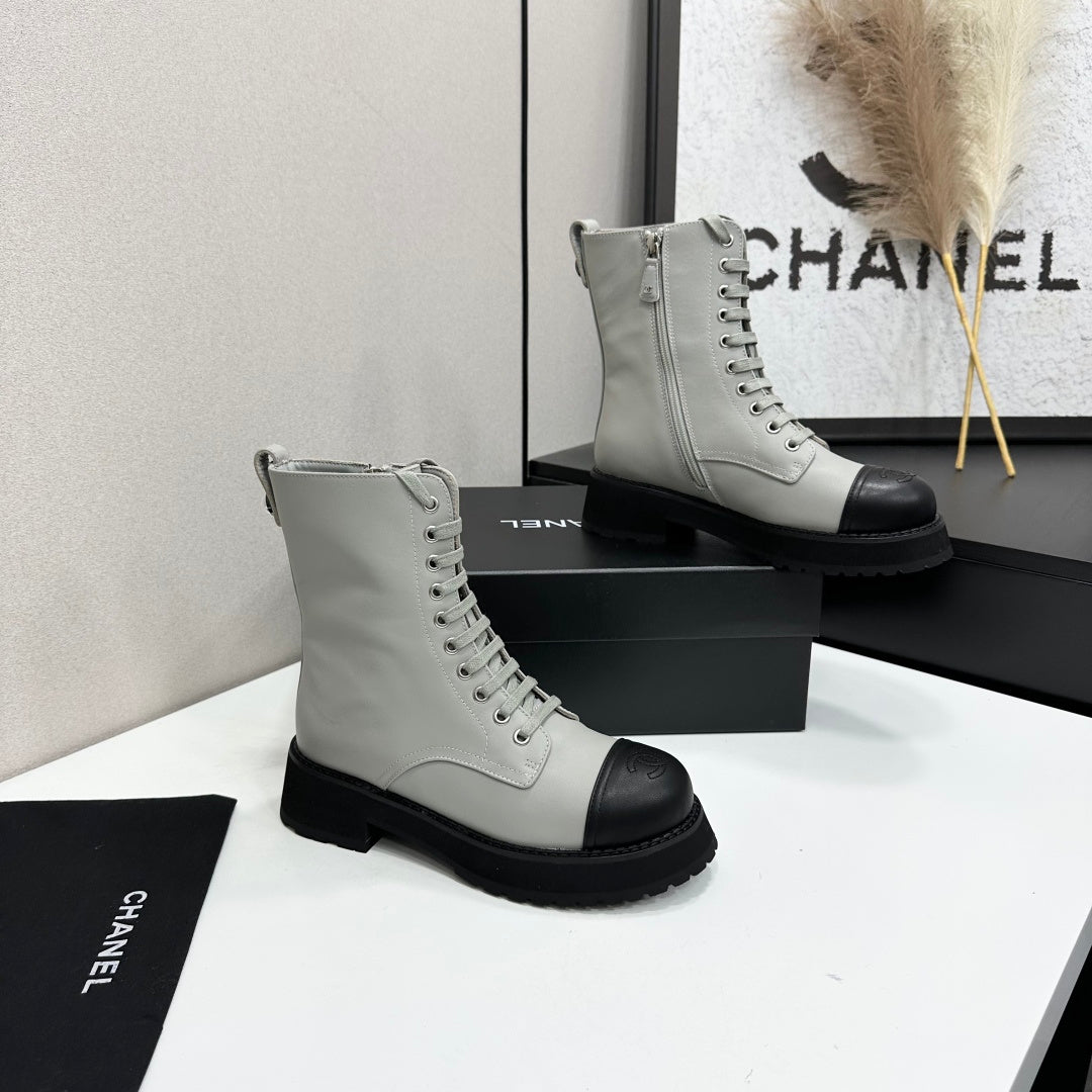 Chanel 2026 Platform Lace-up Martin Boots Cowhide 944604