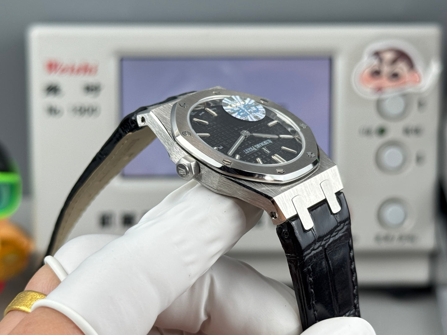 Audemars Piguet Royal Oak Lady 33mm Black Dial Black Leather