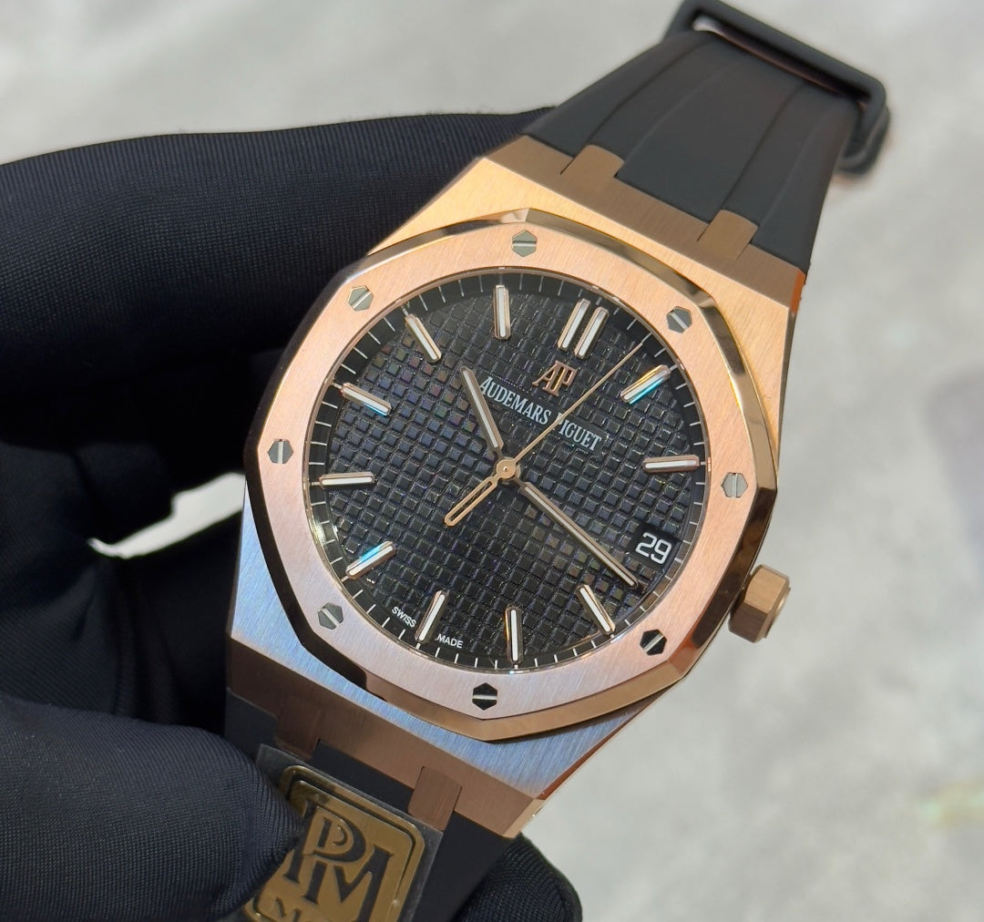 Audemars Piguet Royal Oak Selfwinding 41mm 15500OR Rubber Strap