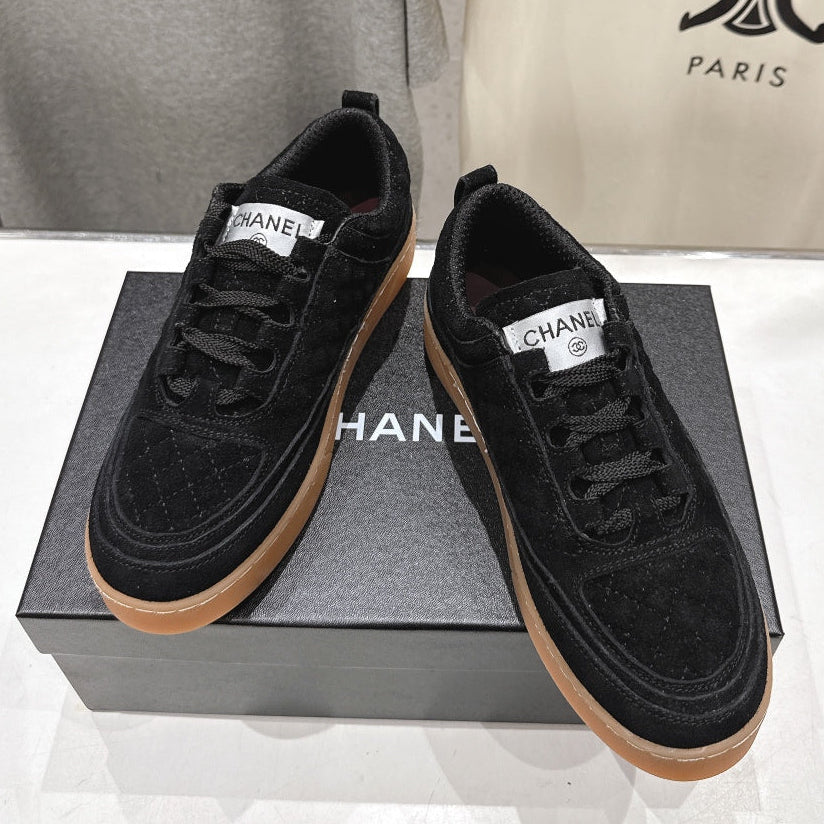 Chanel 2026 Sneaker Suede 852669