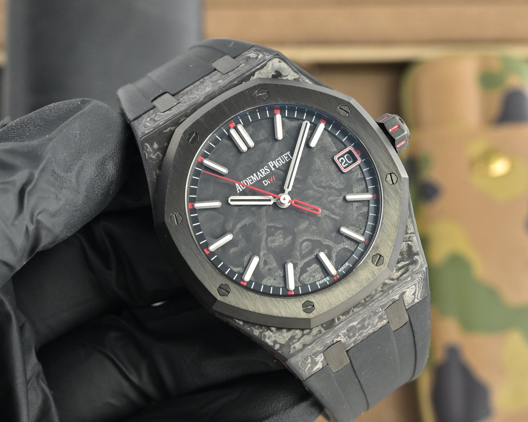 Audemars Piguet Royal Oak 41mm Custom Carbon Black Red Dial