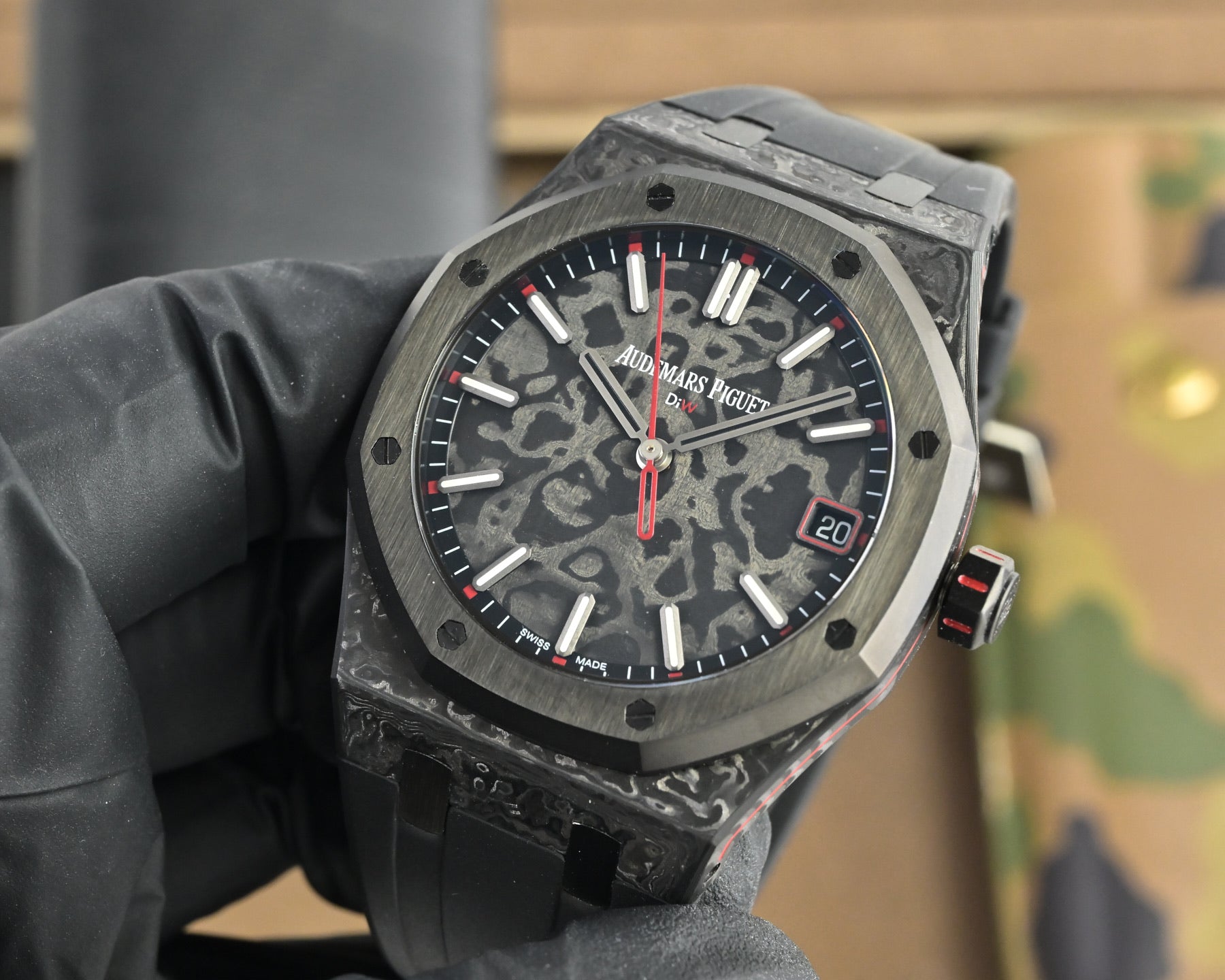 Audemars Piguet Royal Oak 41mm Custom Carbon Black Red Dial