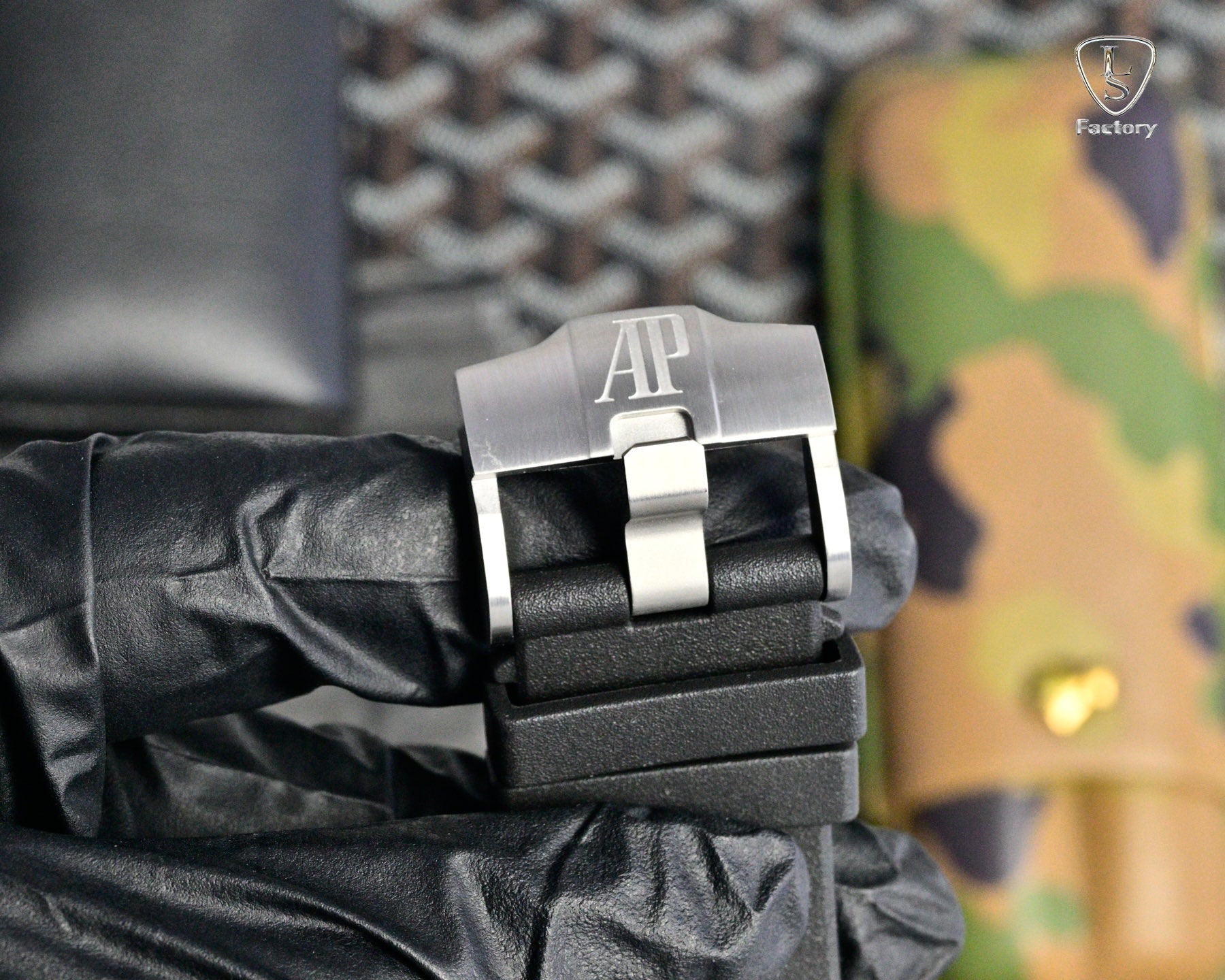 Audemars Piguet Royal Oak Chronograph 41mm Black Case Dial Black Rubber Strap