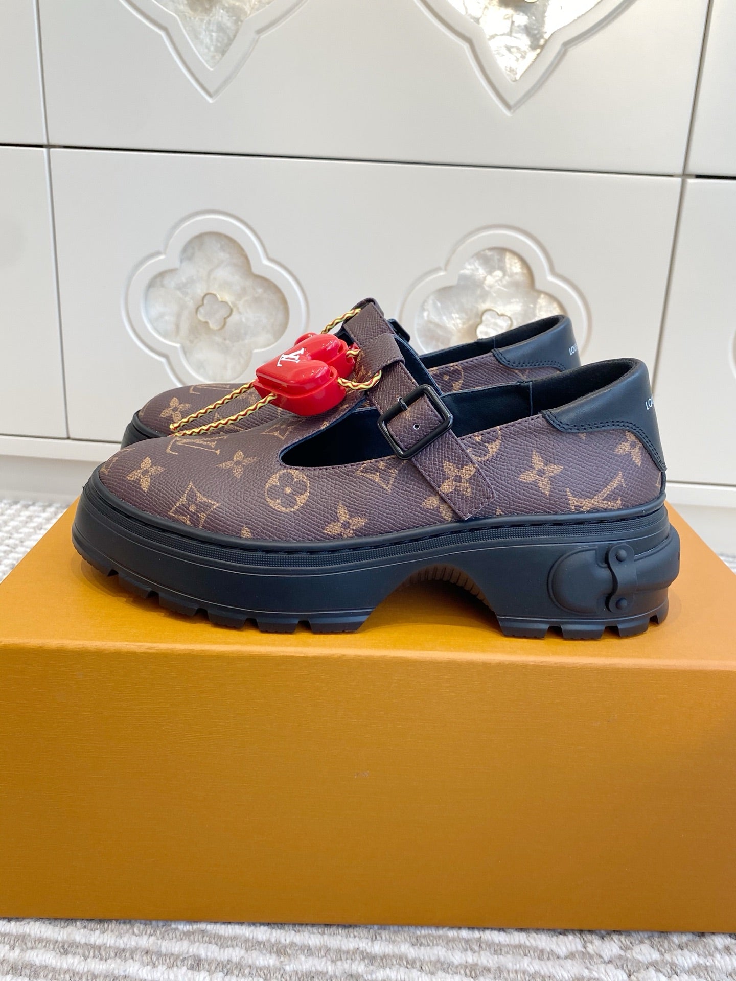 LV 2026 T-strap Loafer With Heart-shaped Brown Red Canvas Cowhide 595877