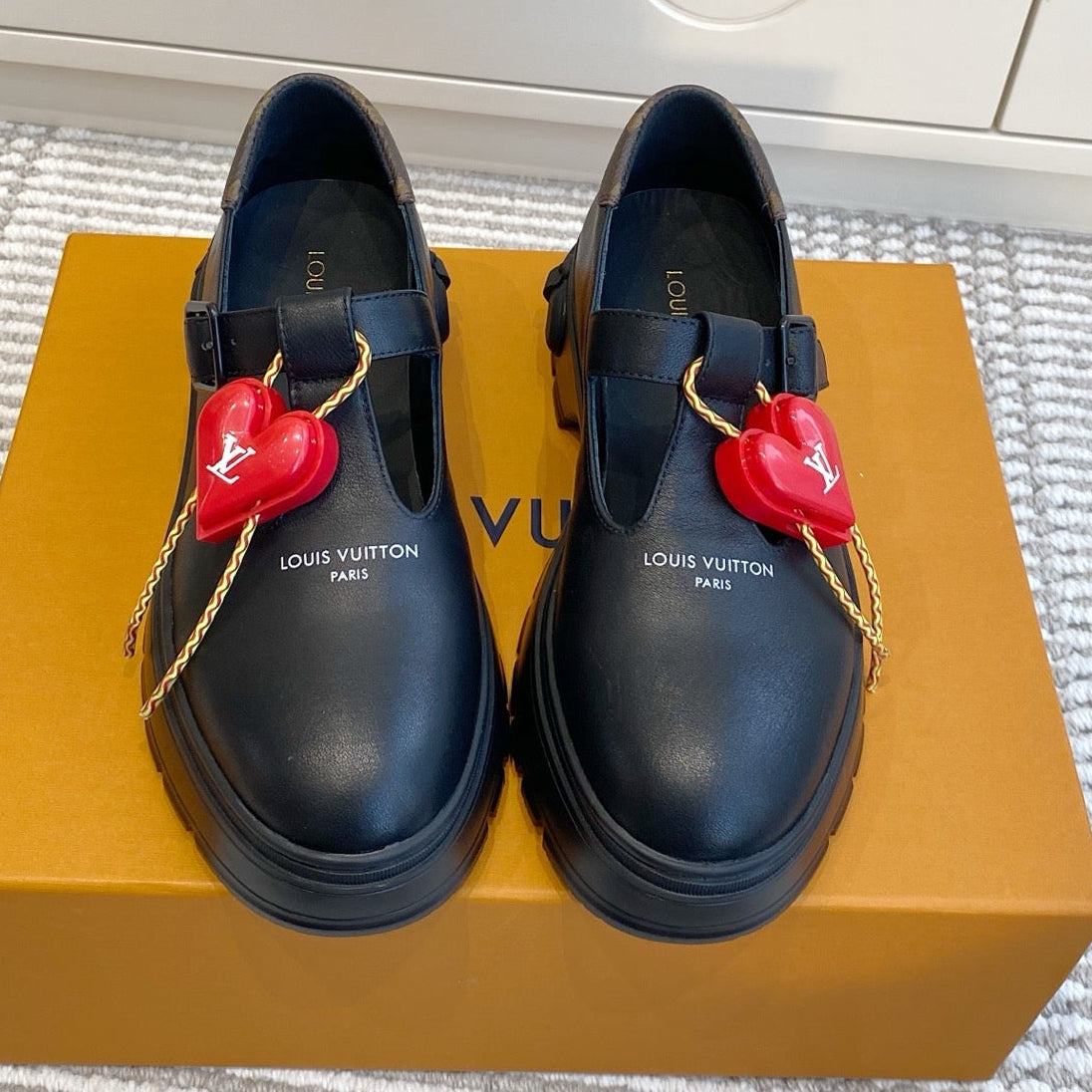 LV 2026 T-strap Loafer With Heart-shaped Black Red Cowhide 595878