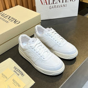VT 25S Couple Sneakers White Calfskin Suede 563107