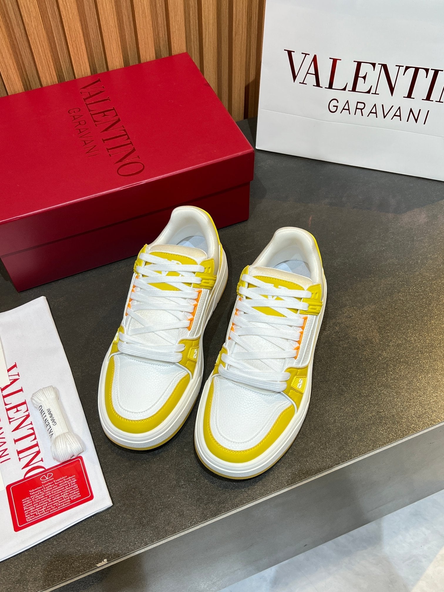 VT 25S Couple Sneakers White Yellow Calfskin 563109