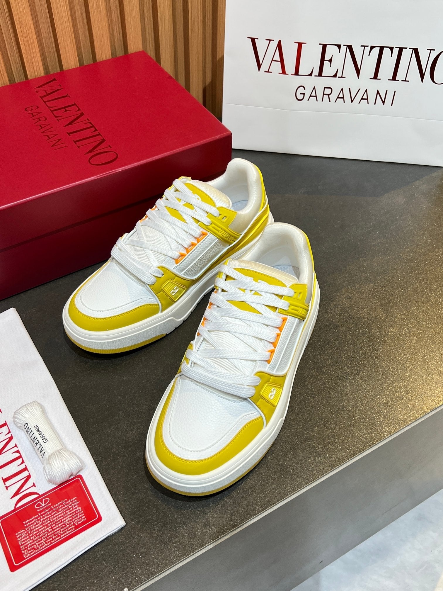 VT 25S Couple Sneakers White Yellow Calfskin 563109