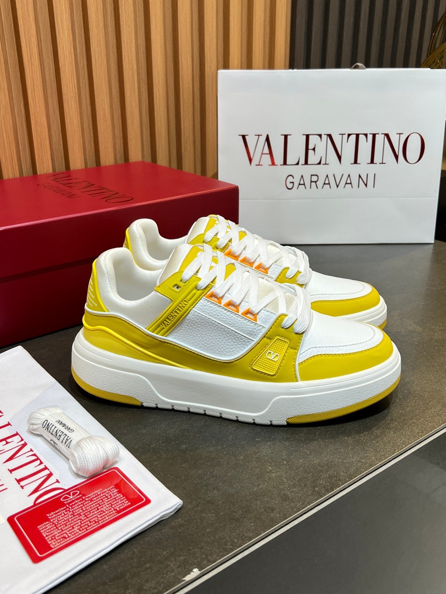 VT 25S Couple Sneakers White Yellow Calfskin 563109