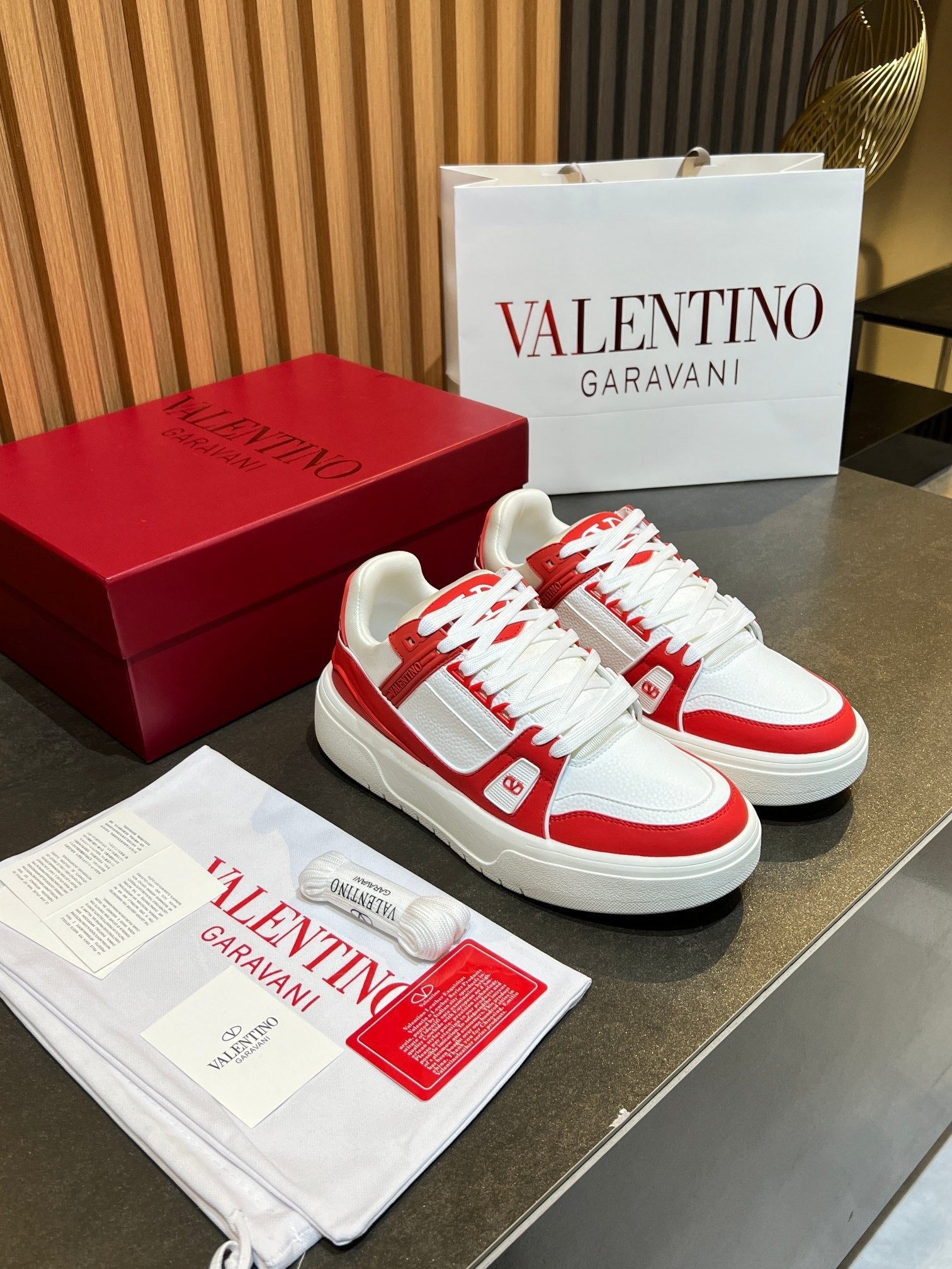 VT 25S Couple Sneakers White Red Calfskin 563110