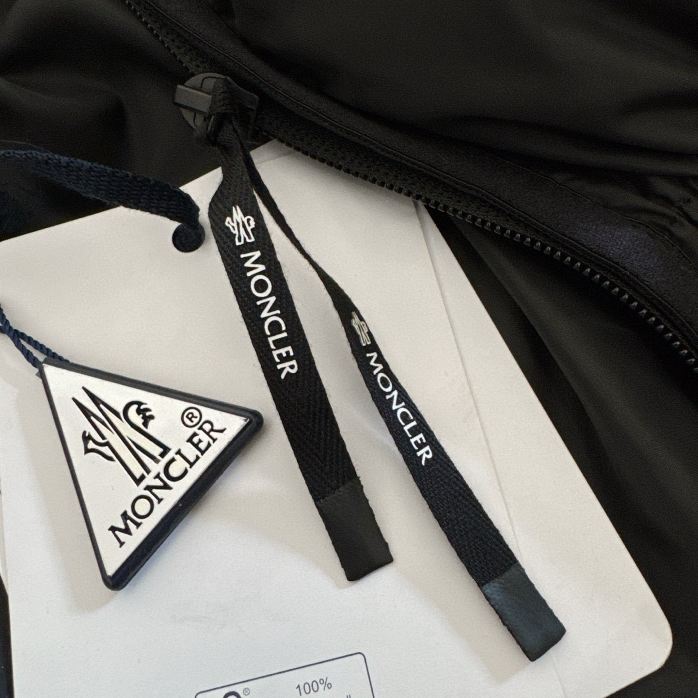 Moncler 2025 Medonte Jacket Black Polyester Down