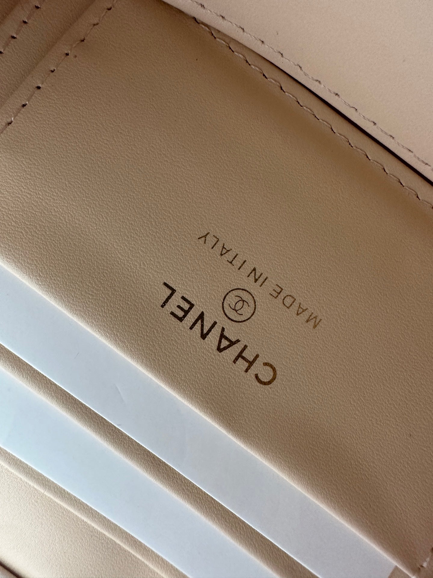 Chanel 2025 Vanity 17cm Bag Light Beige Caviar Leather 320296