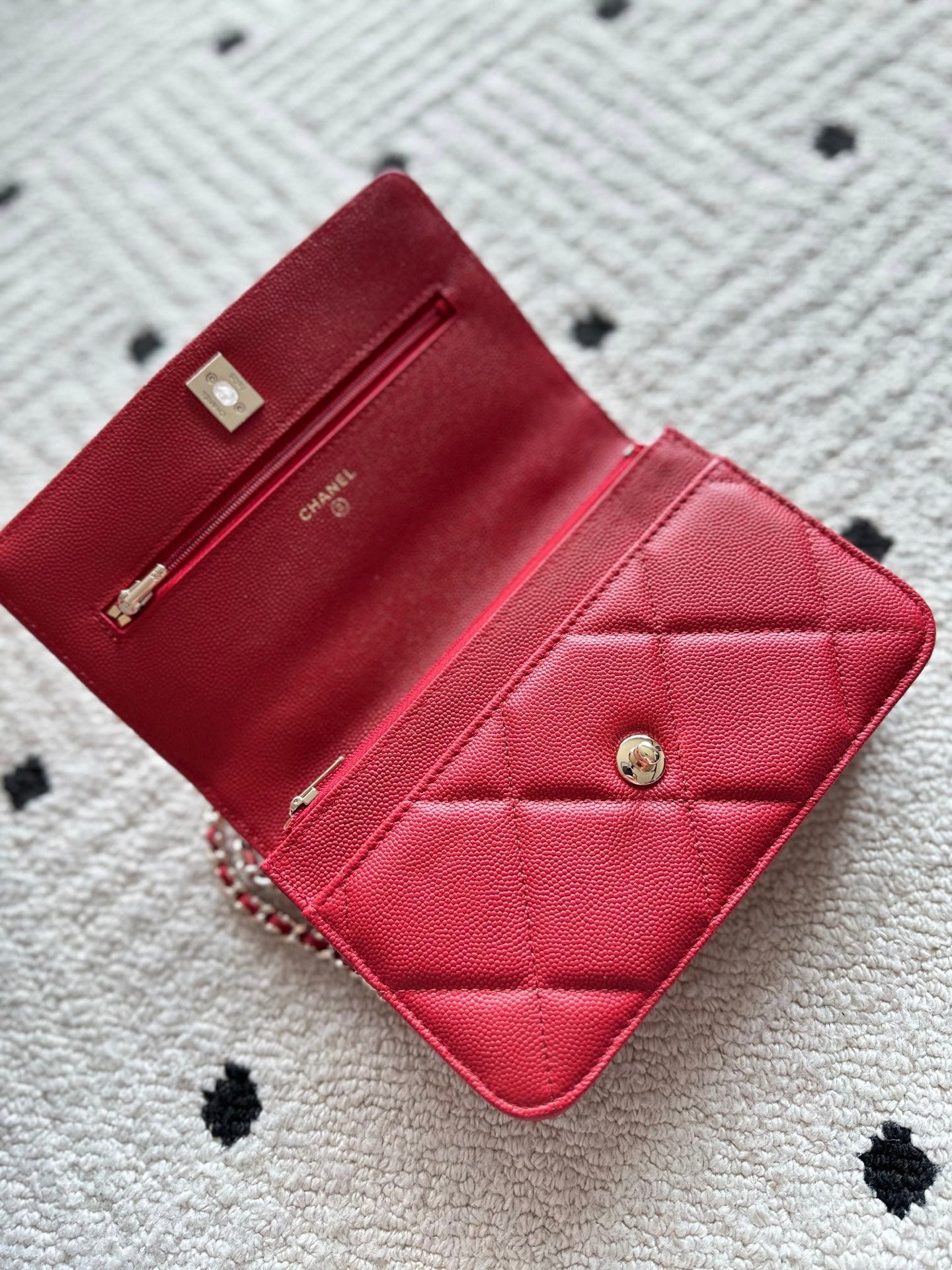 Chanel 2025 Trendy CC Wallet on Chain 19cm Bag Red Caviar Leather 320293