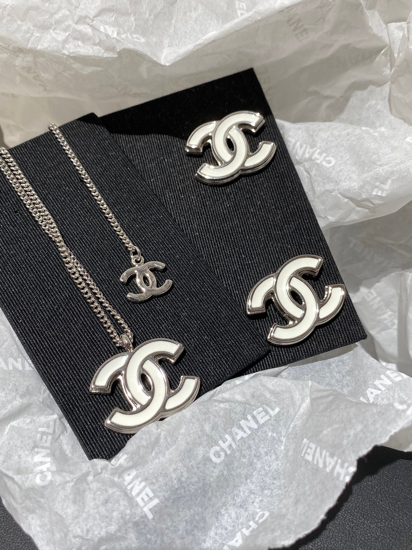 CC Classic White Sliver Enamel Double C Earrings