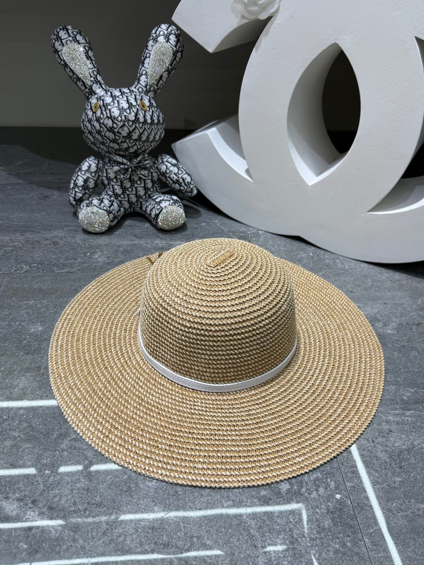YSL Round Top Yarn Wide Brim Straw Hat 280795