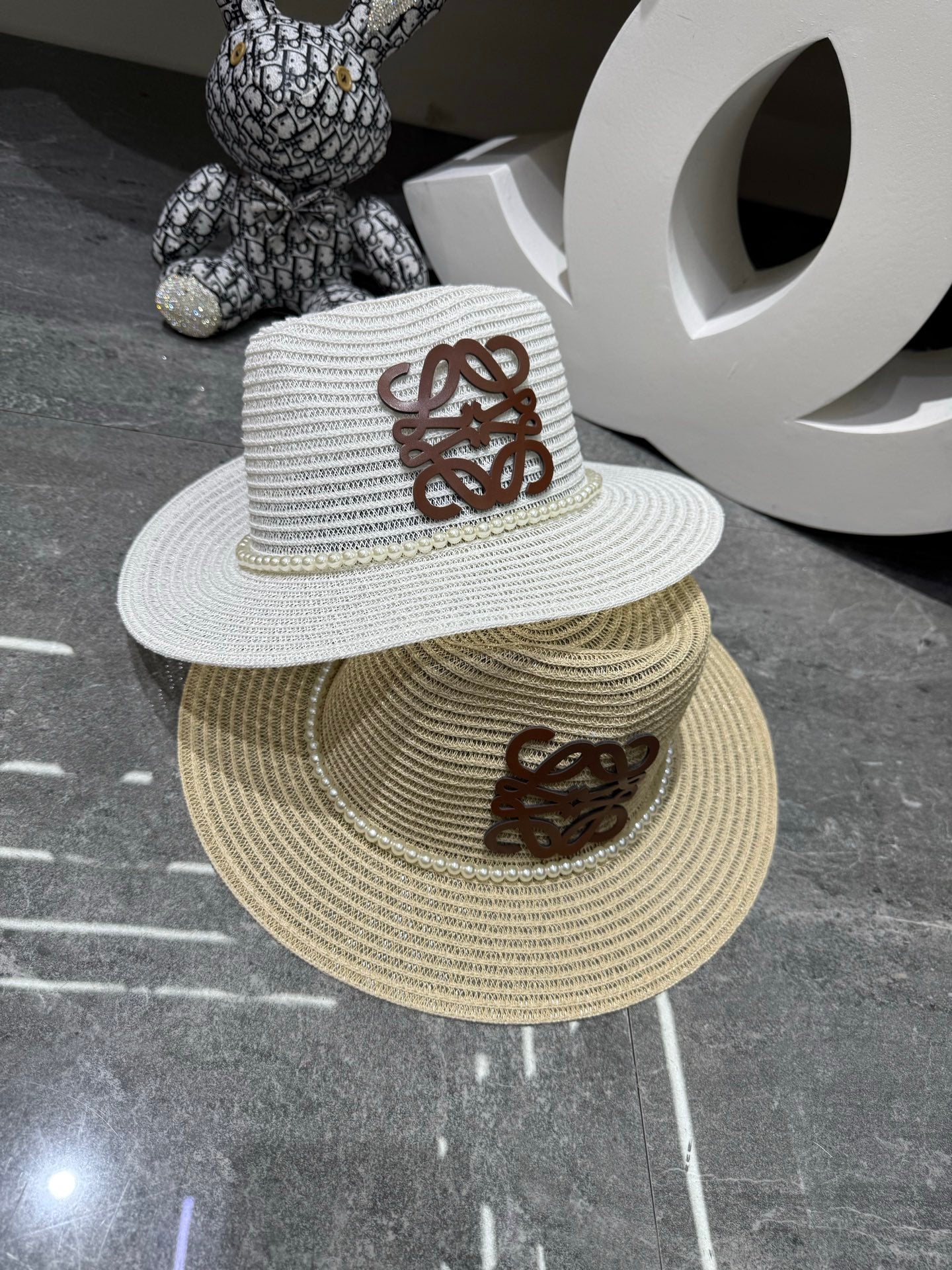 Loewe Straw Hat With Pearl and Logo 280797
