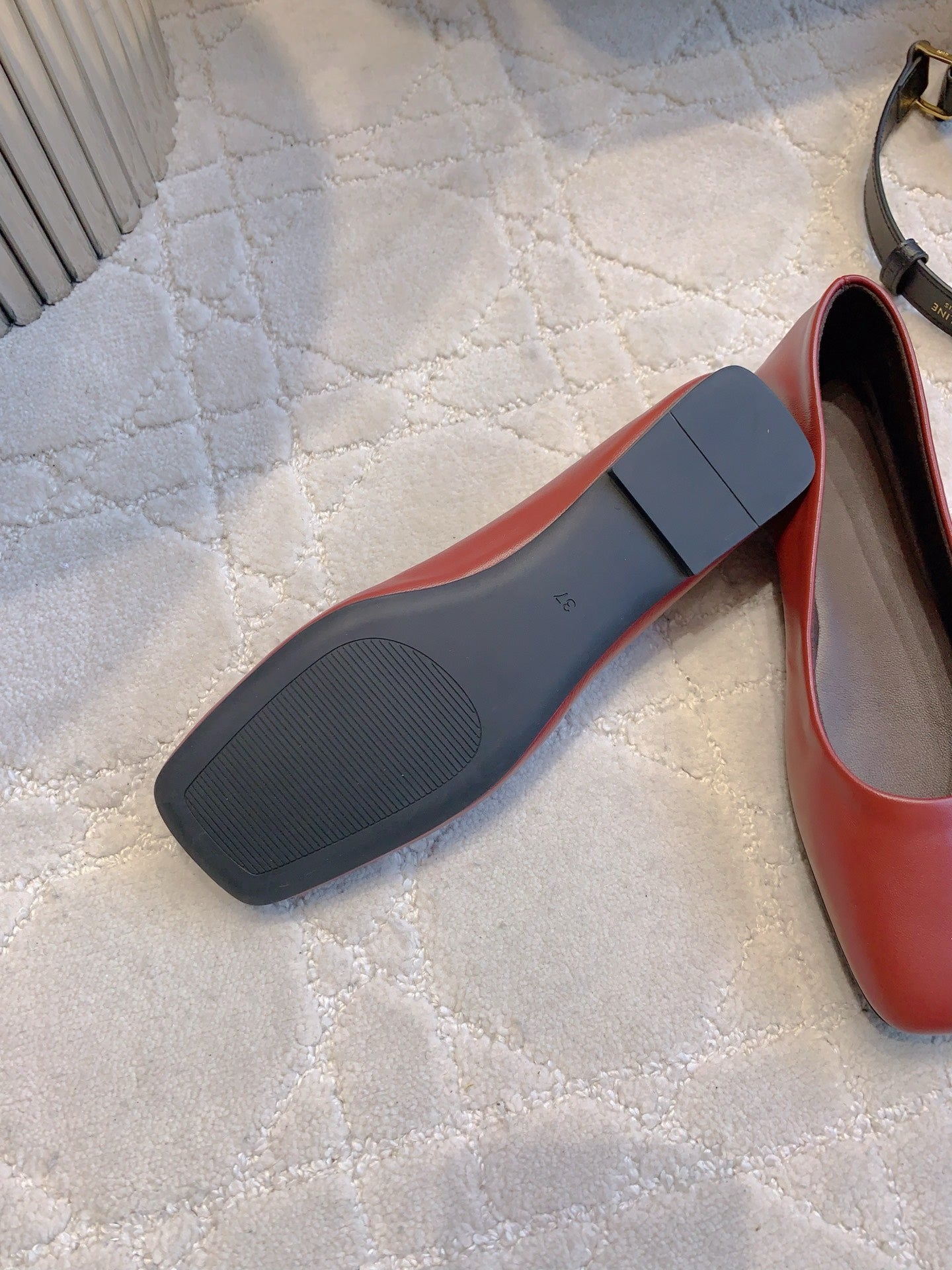 The Row 2025 Square-toe Ballet Flat Red Sheepskin 557430