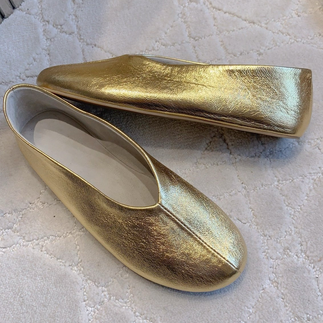 The Row 2025 Ballet Flat Gold Sheepskin 557425
