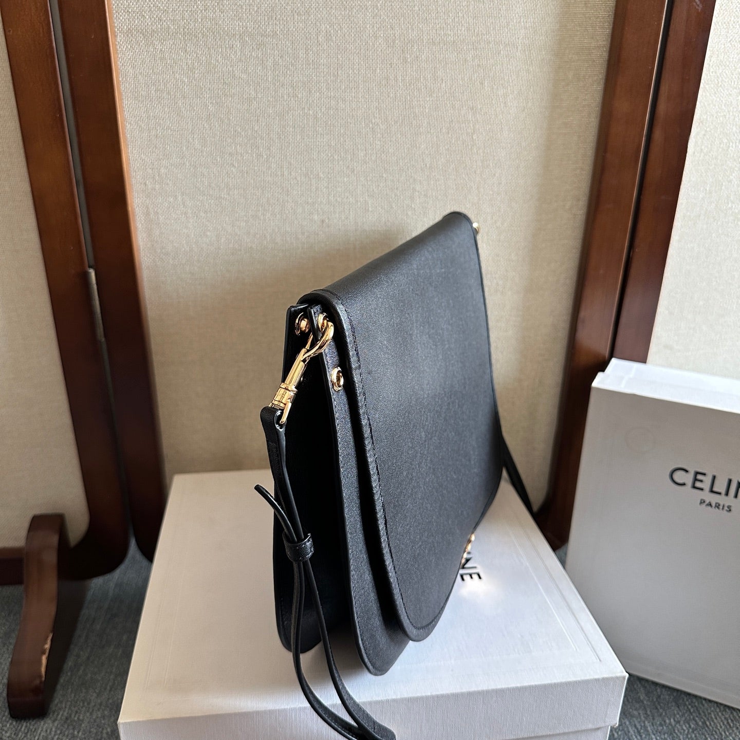 Celine 2026 Besace Triomphe Bag 32cm Black Shiny Lambskin 276301