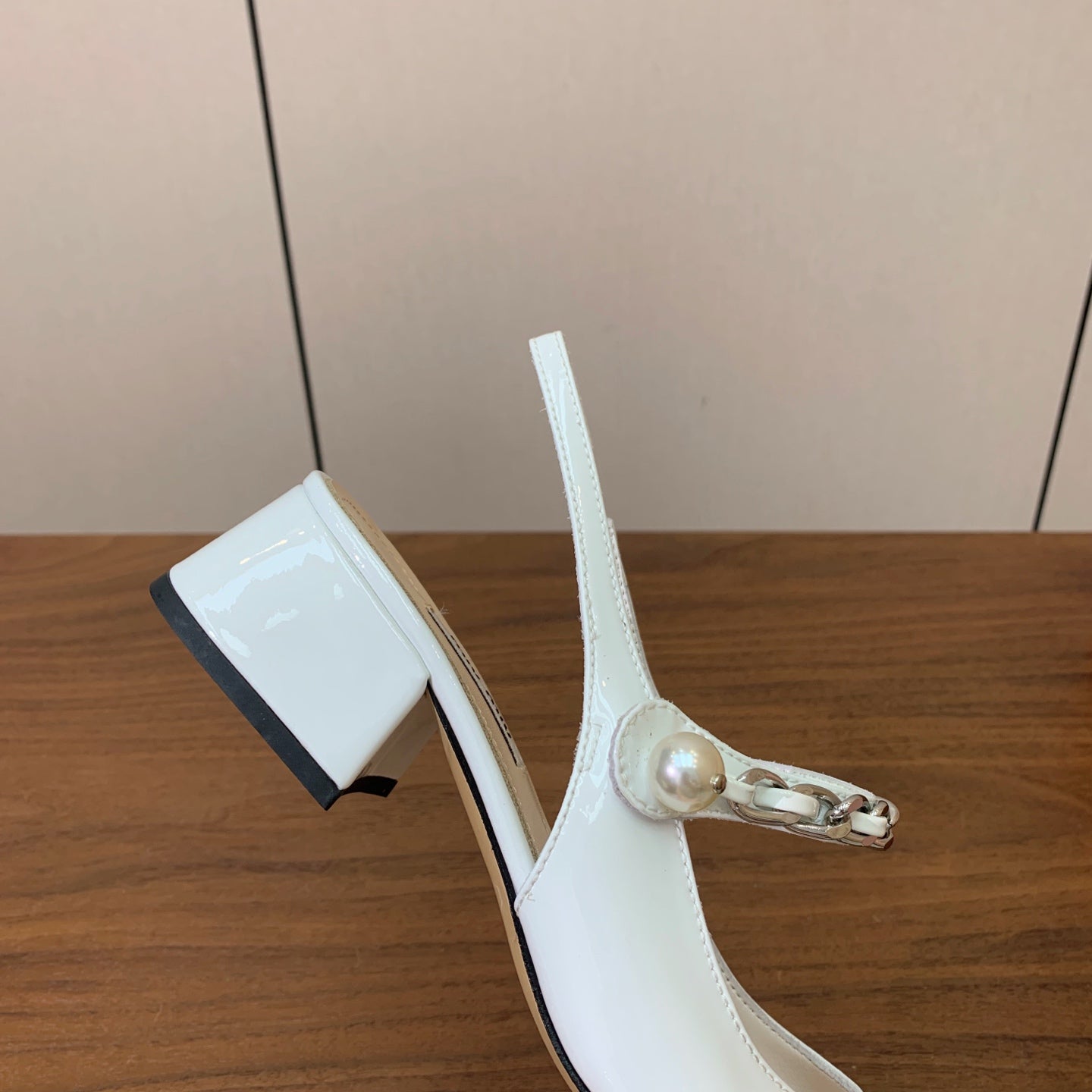 Miumiu 2026 Slingback 45mm White Black Patent Leather 945705