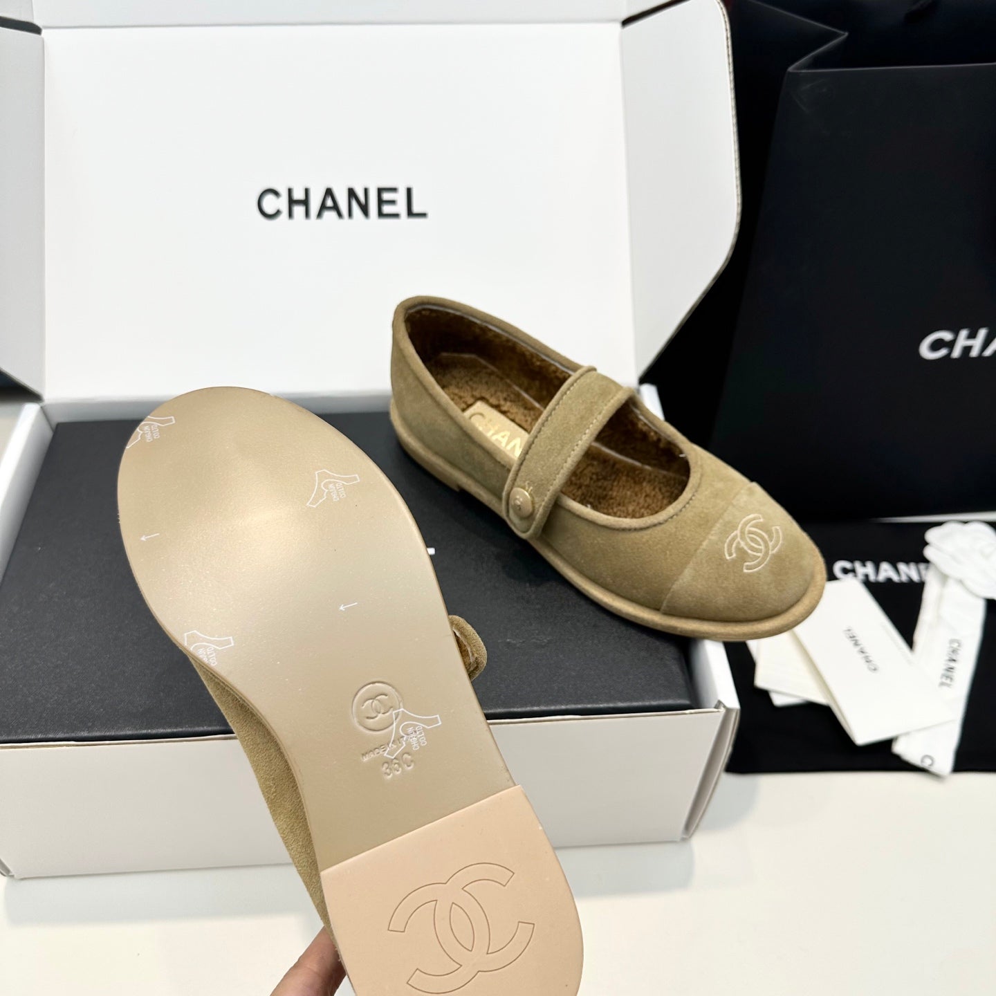 Chanel 25 Mary Jane Ballet Flat Solf Beige Wool Fur 413025