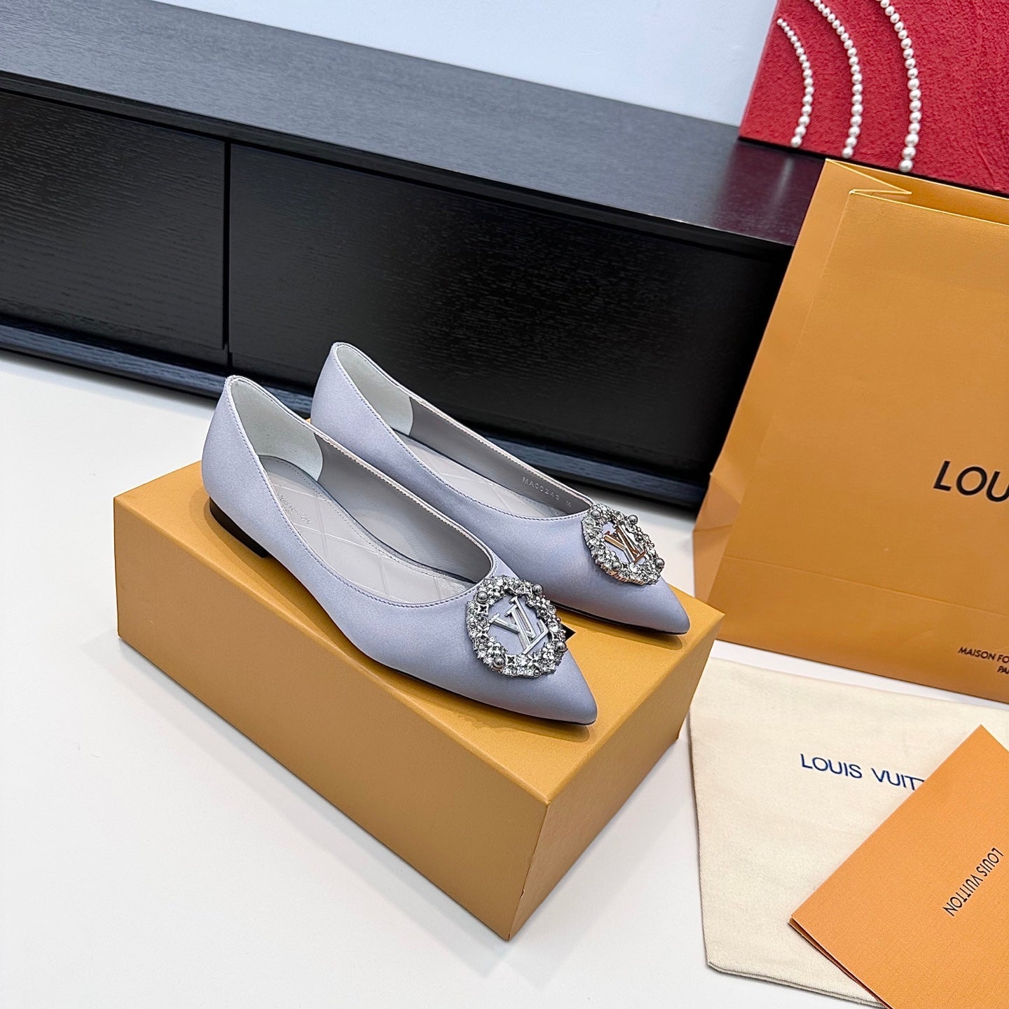 LV 26s Pointed-Toe Ballet Flat Light Lavender Premium Satin 622442