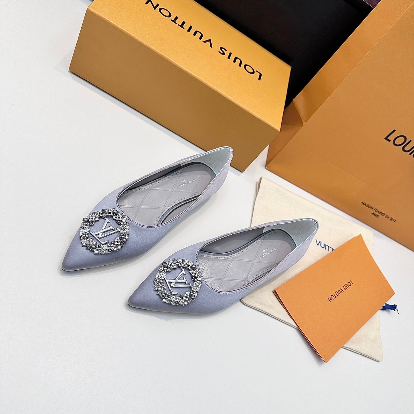 LV 26s Pointed-Toe Ballet Flat Light Lavender Premium Satin 622442