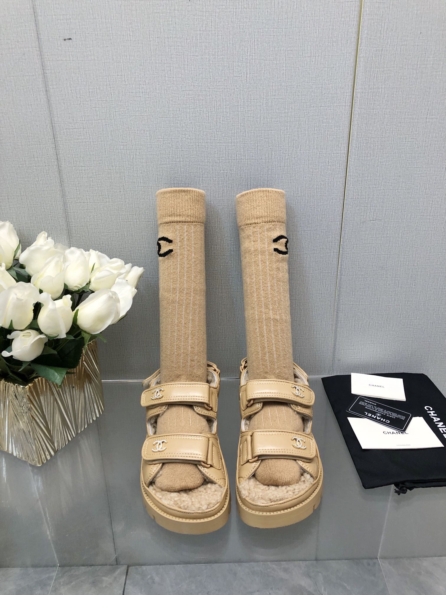 DAD SANDAL YELLOW CREAM LAMBSKIN