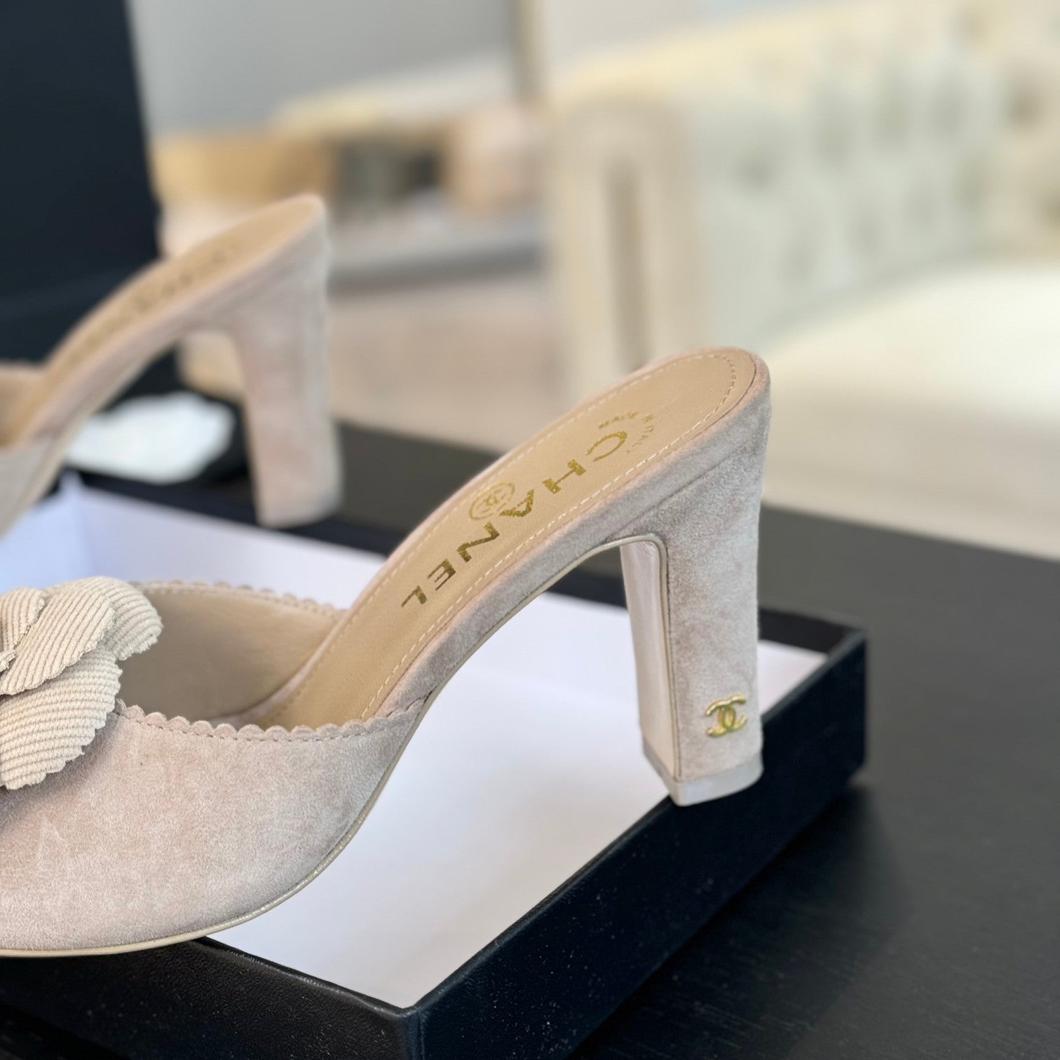 mule sandal flower high heel 80 beige suede