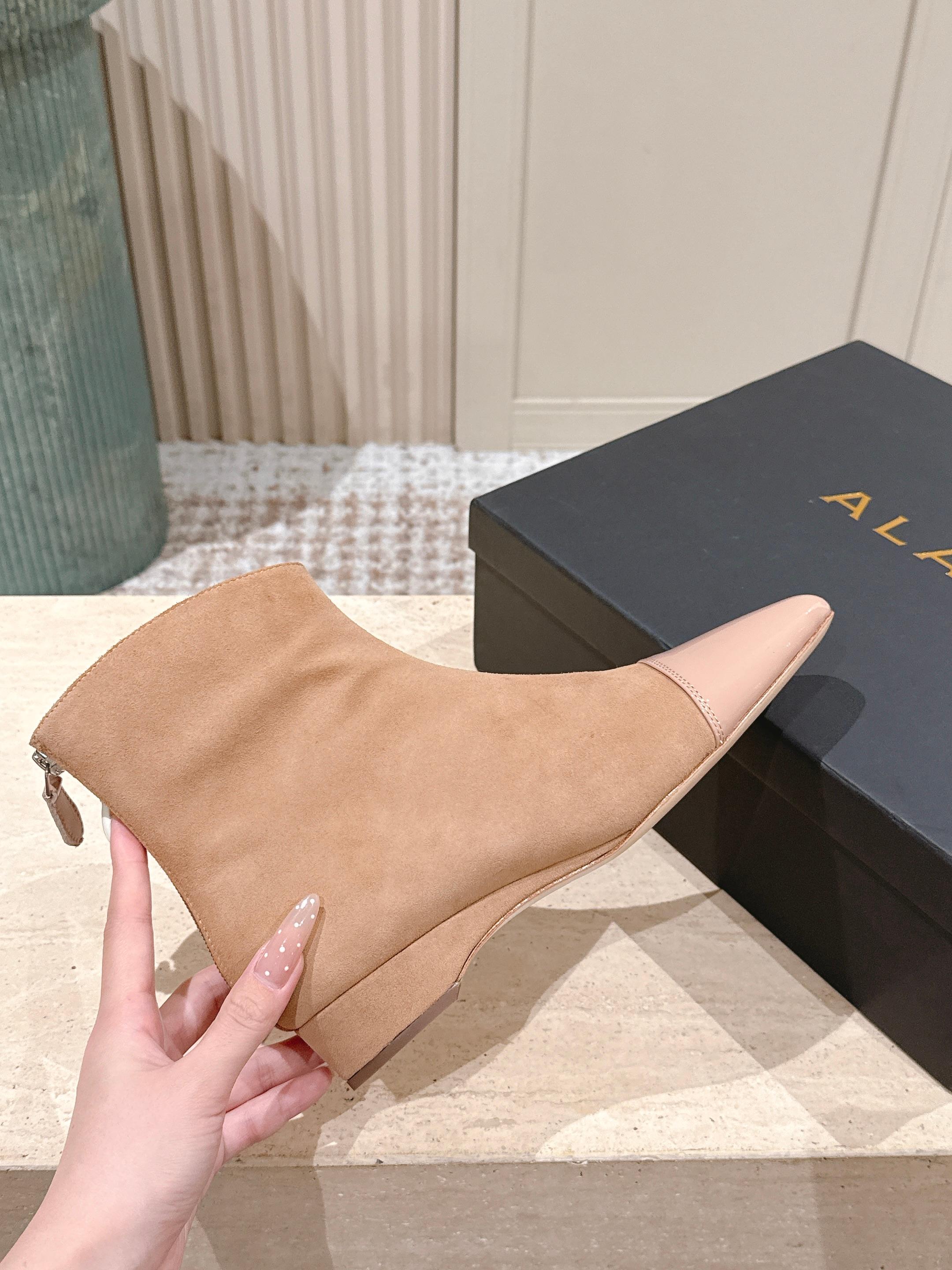 Alaia 2025 Ankle Boot With Patent Leather Cap Toe Tan Nude Suede 556087