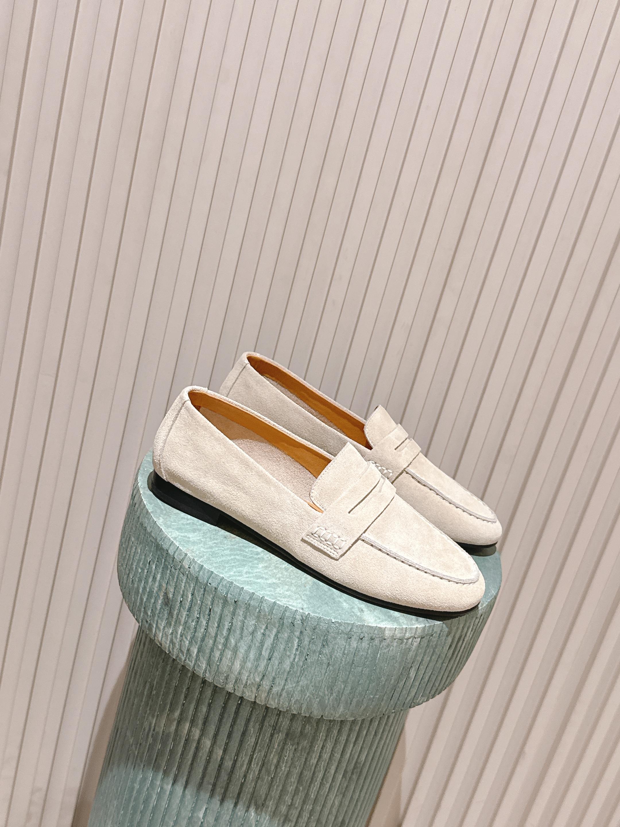 The Row 2025 Loafer Light Beige mix Black Suede 556141