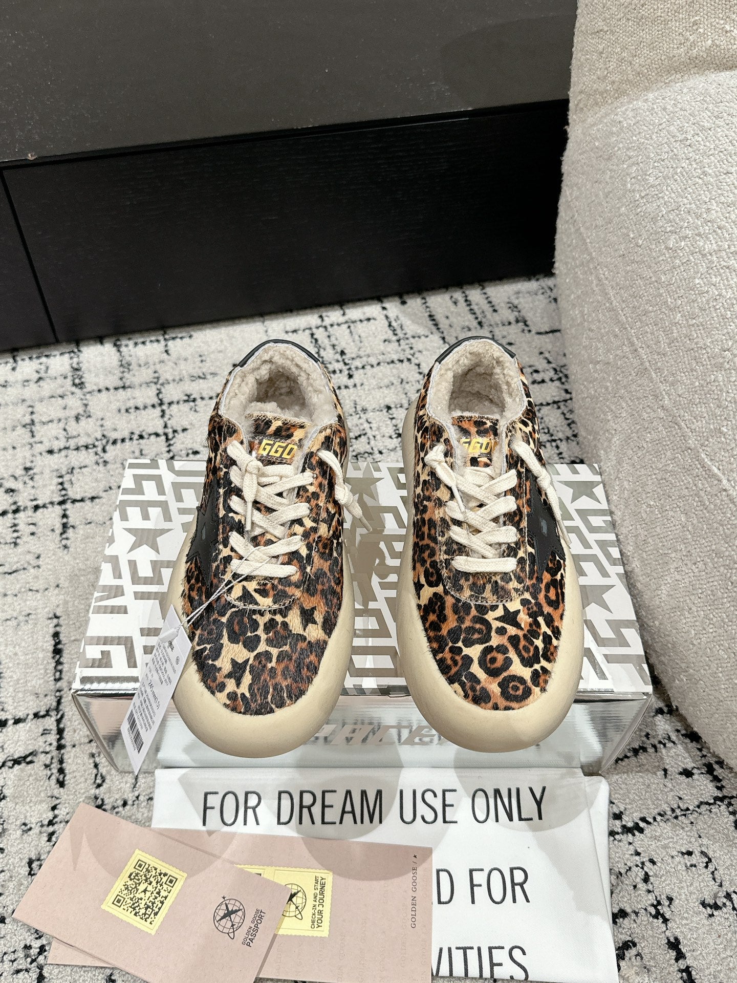 Golden Goose 2025 Space-Star Sabot Sneaker Leopard Beige Wool 141173