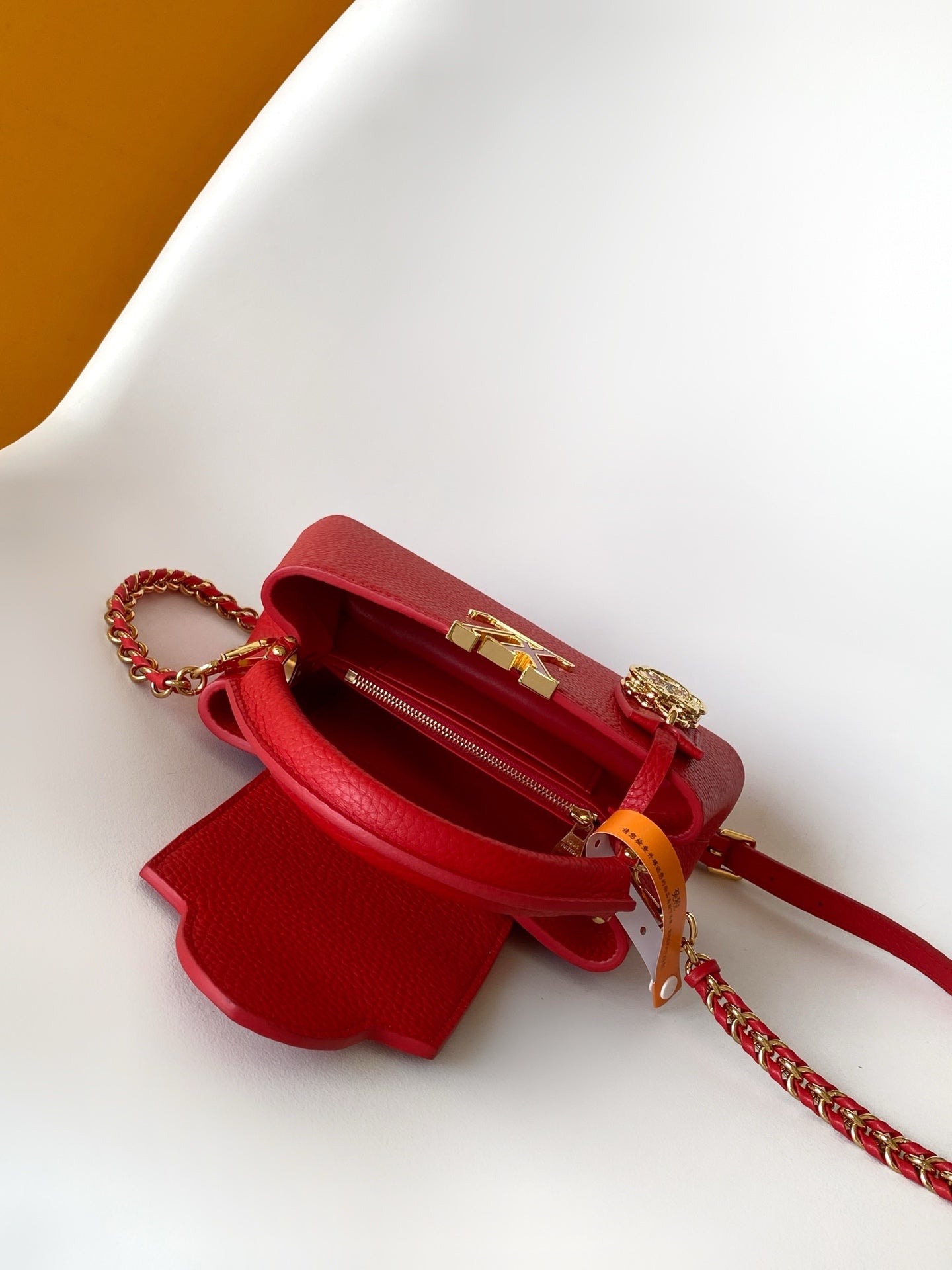 LV 2026 Capucines Bag 22cm Red Taurillon Cowhide Leather 281431