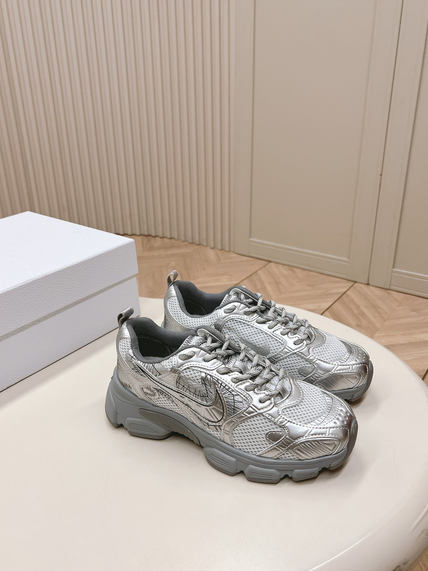 CD 26s Chrono Sneakers Metallic Silver Cowhide Mesh 643752