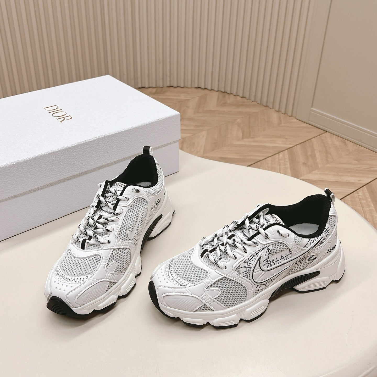 CD 26s Chrono Sneakers White Black Cowhide Mesh 643753