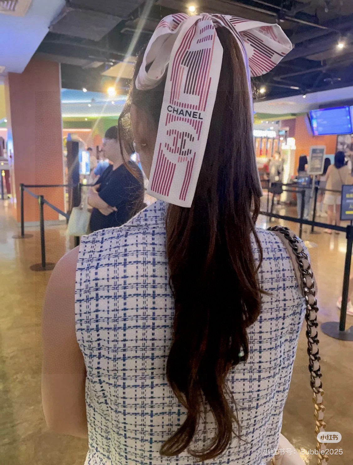 CC  Twilly Mini Scarf 120cm White Pink Mulberry Silk 924596