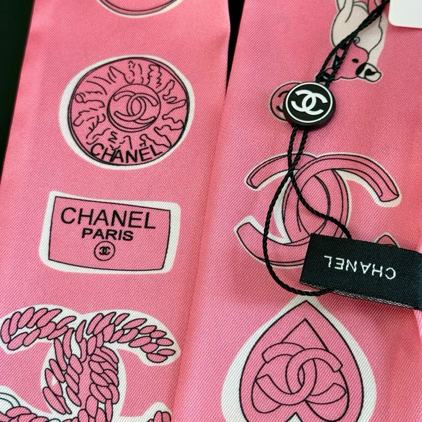 CC  Twilly Mini Scarf 120cm Pink Mulberry Silk 935248