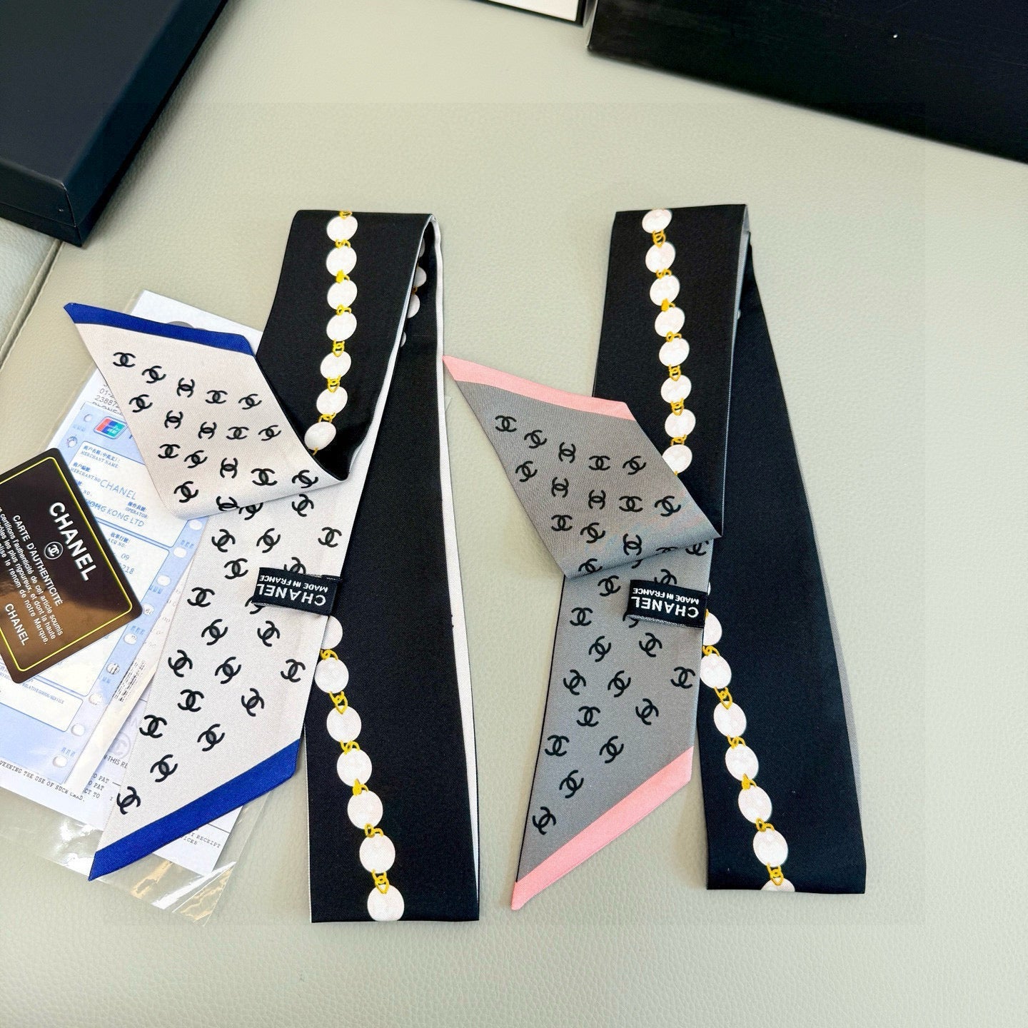 CC  Twilly Mini Star 120cm Black White Blue Mulberry Silk 935261