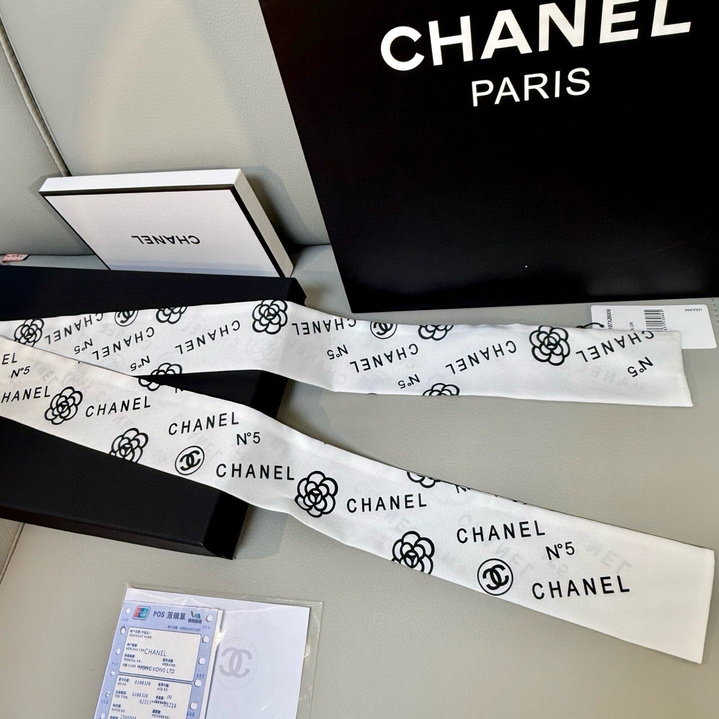 CC  Twilly Mini Star 120cm White Mulberry Silk 943394