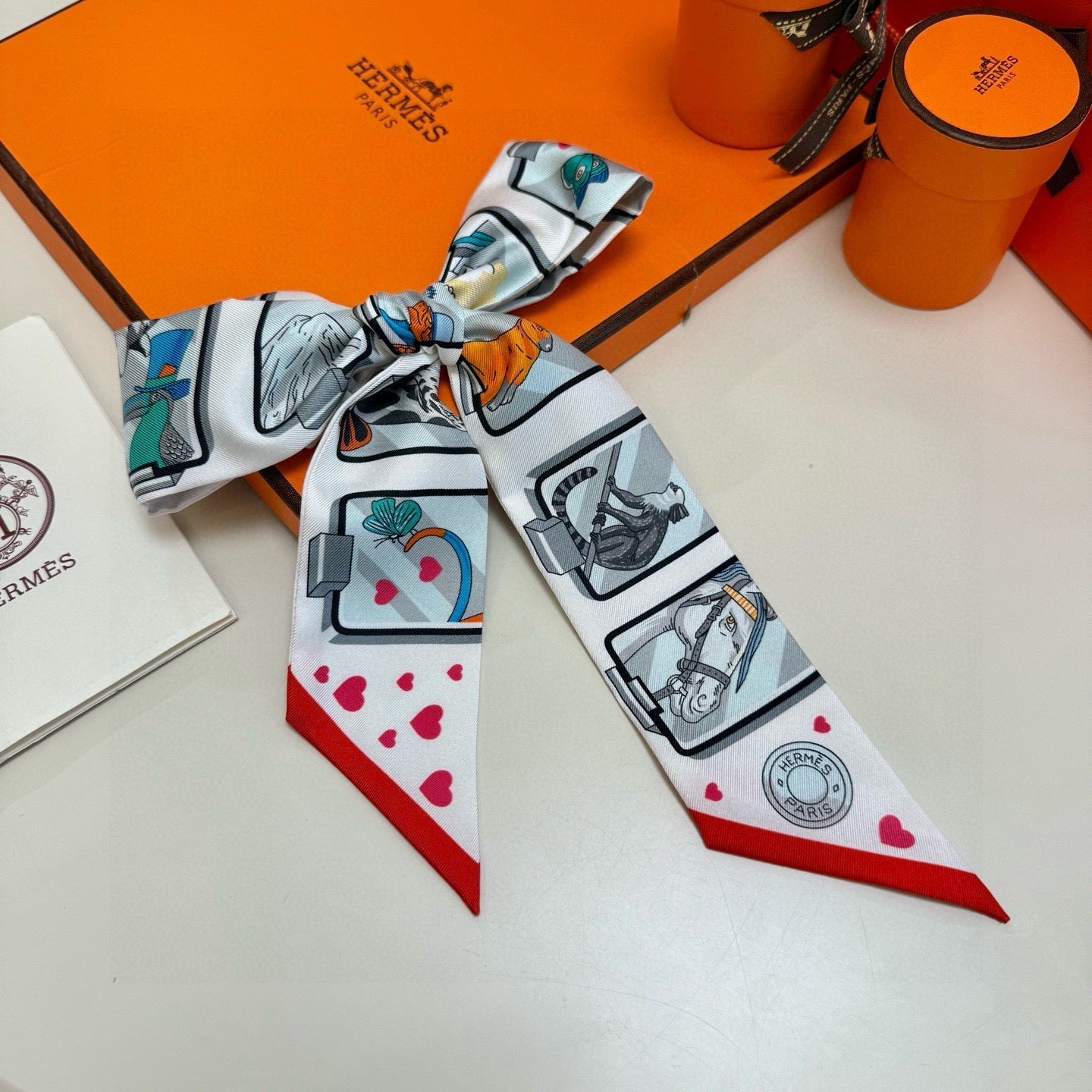 HM Twilly Mini Scarf 86CM White Colorful Mulberry Silk 957156